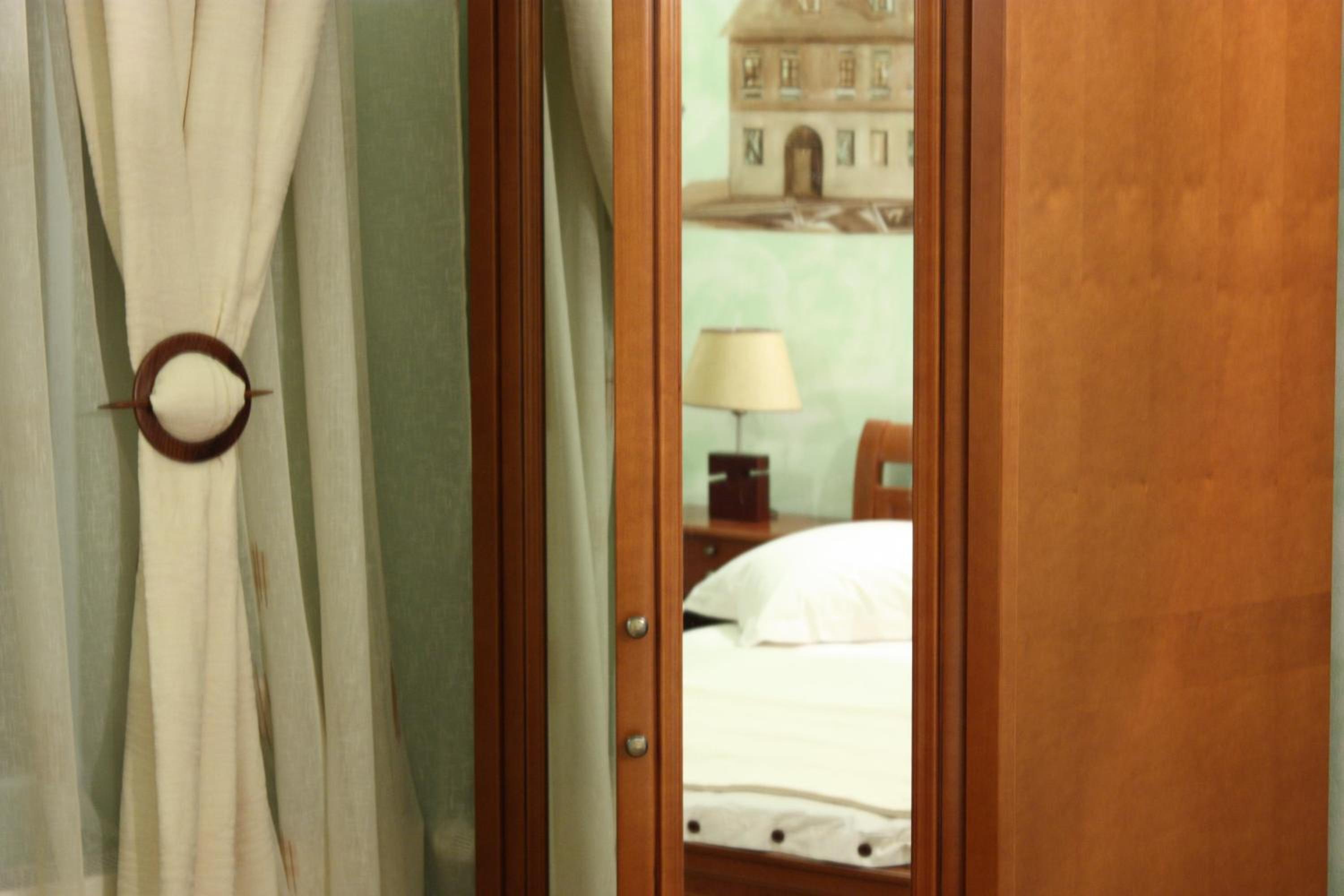 Double Room - Photo 9
