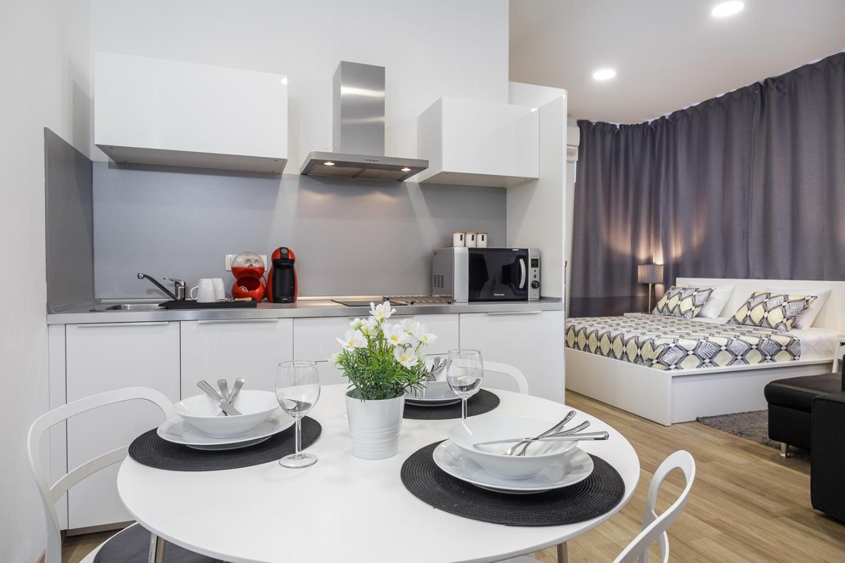 Studio Apartment