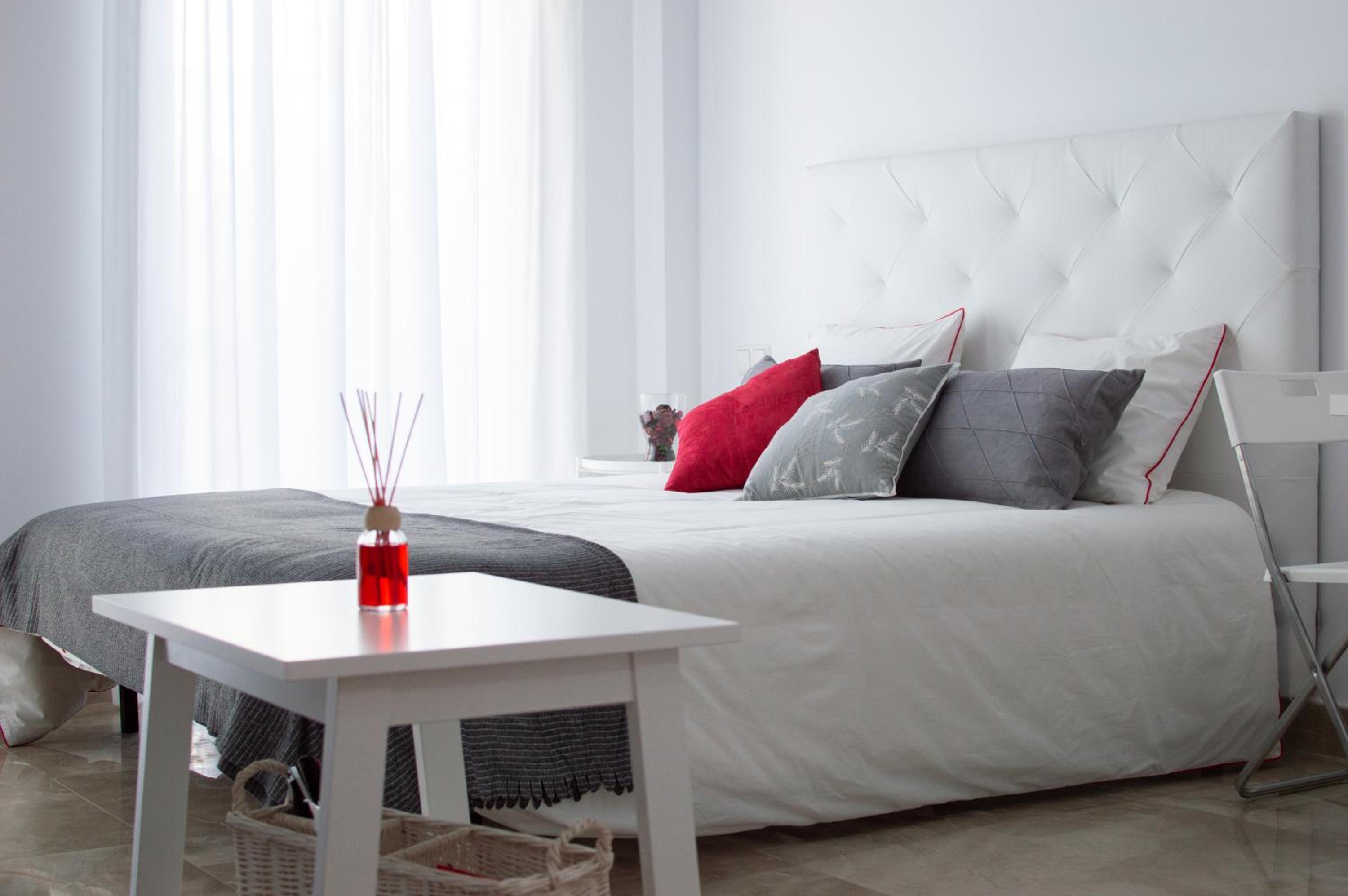 Apartamento de una habitación con balcón