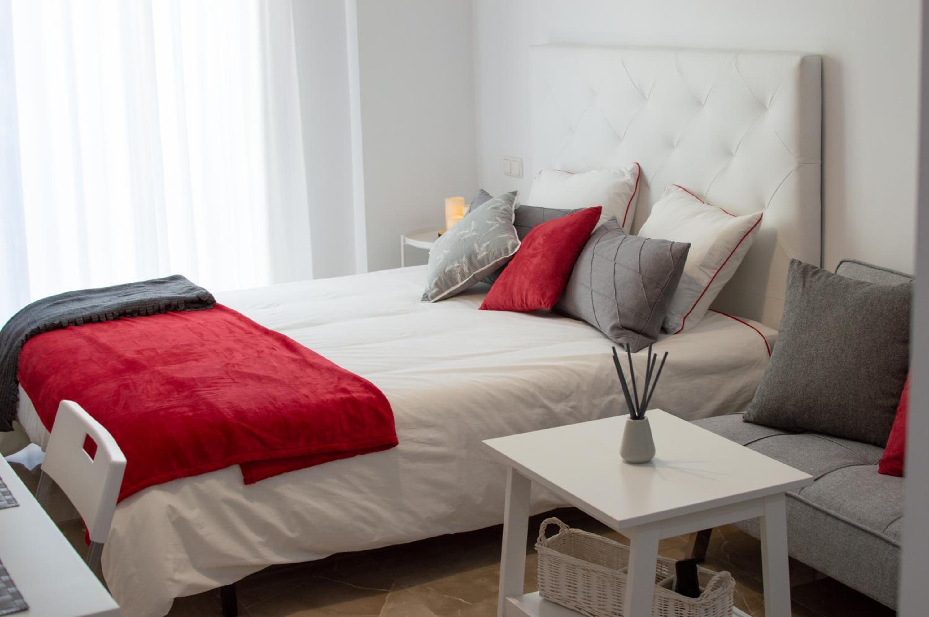 Apartamento con Balcón