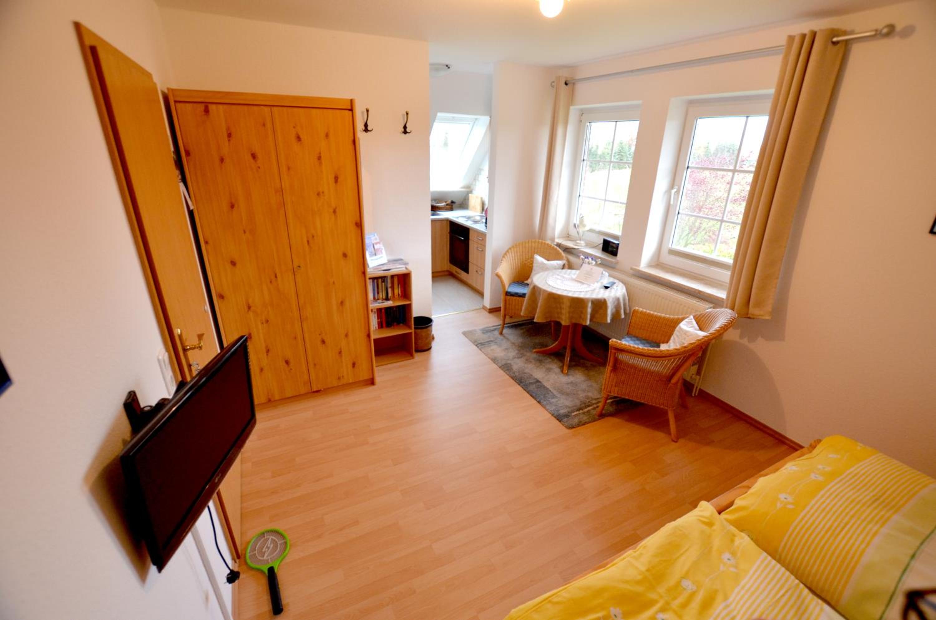 One-Bedroom Apartment photo 3