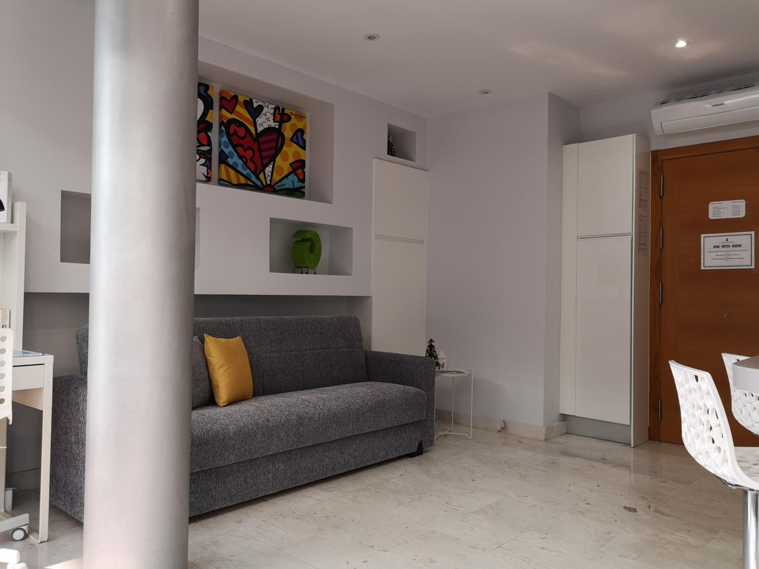 Apartment with Sea View - Photo 30