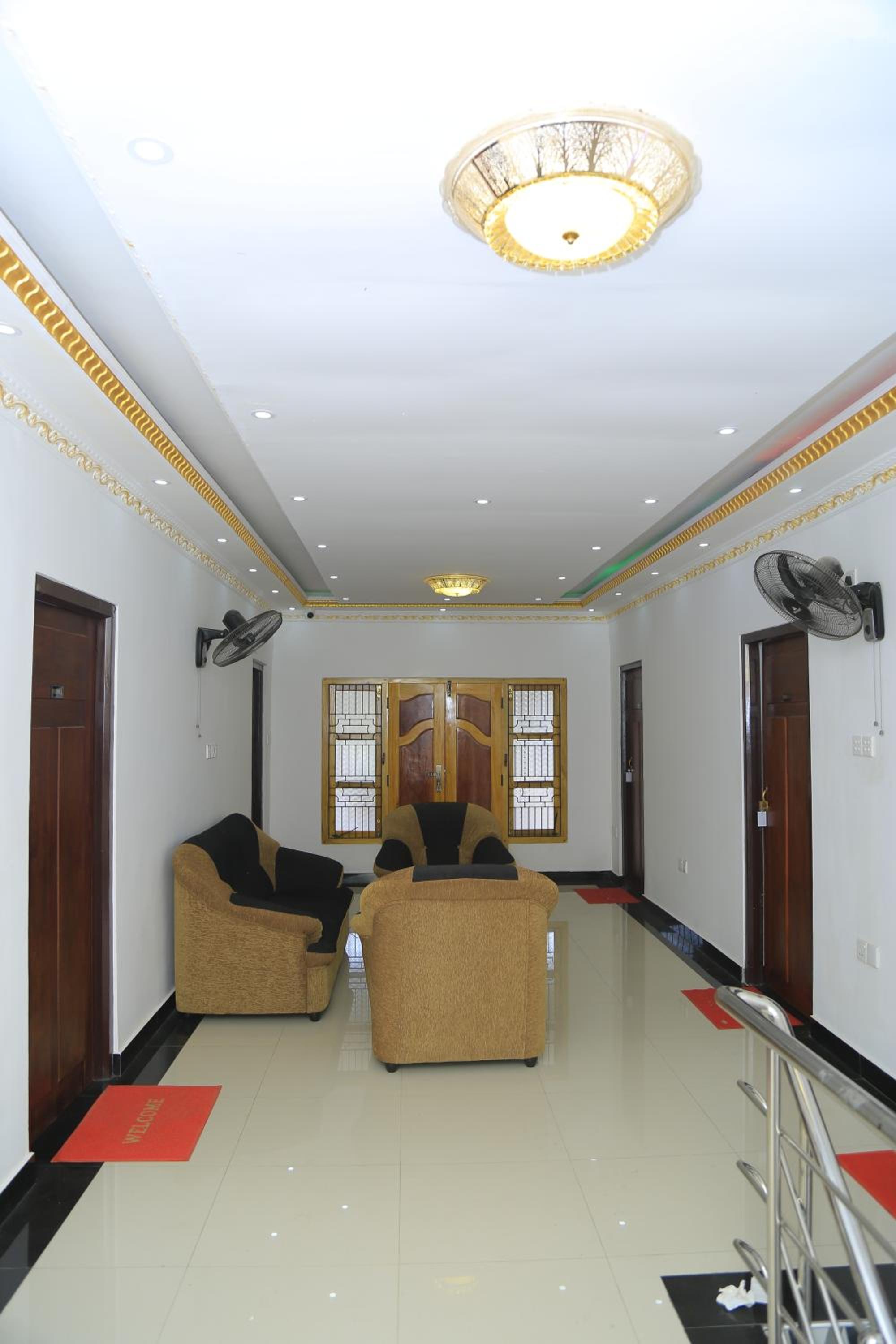 Family Room with Private Bathroom photo 3