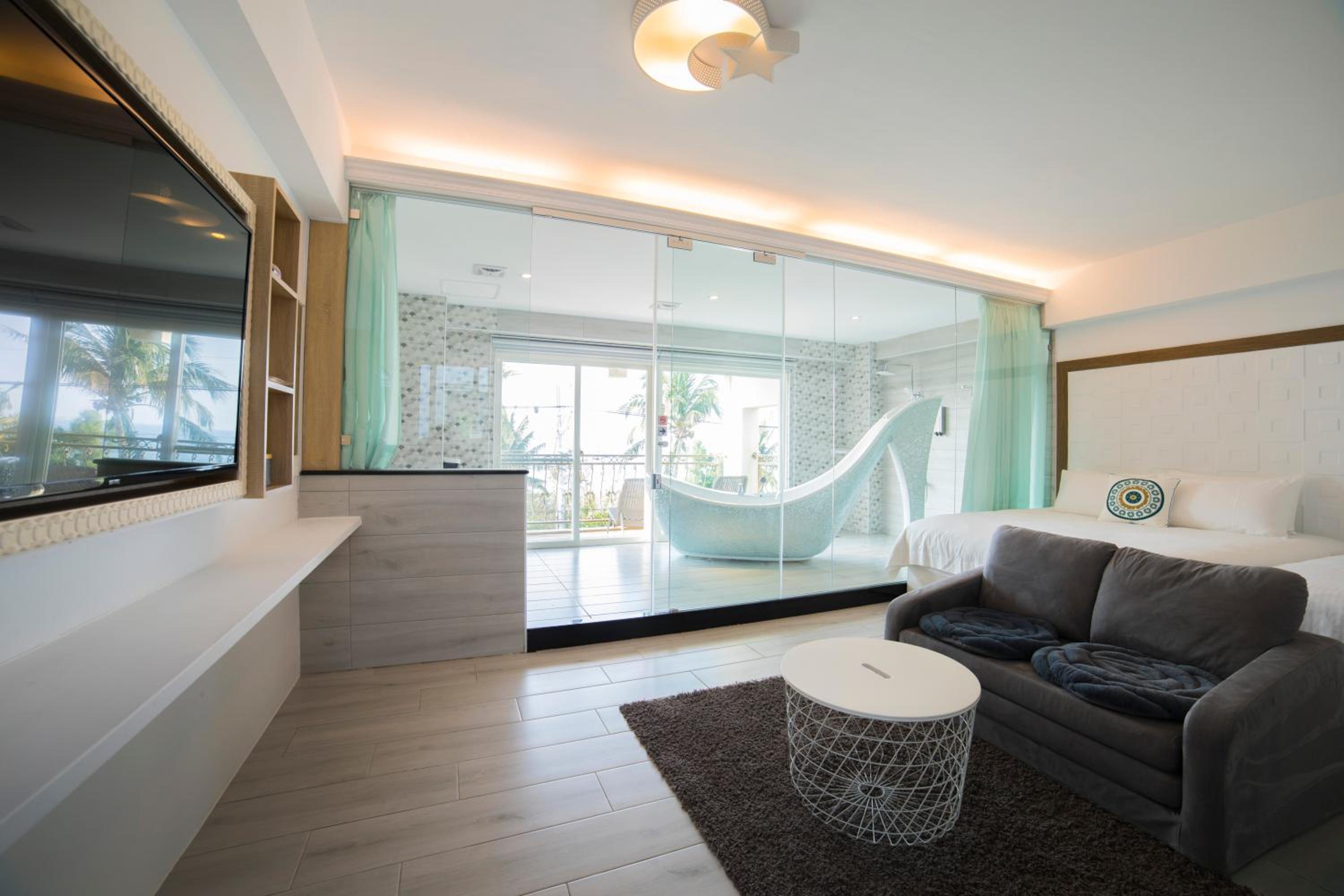 Queen Room with Sea View