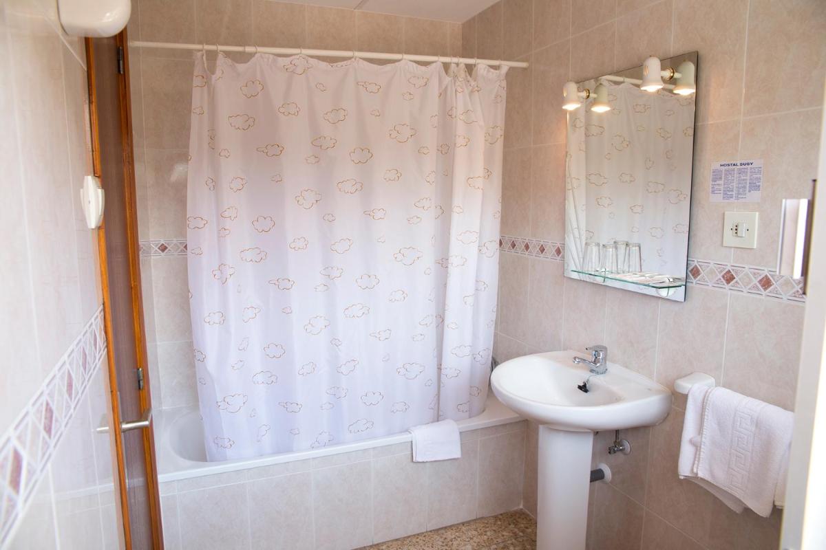 Double or Twin Room with Balcony photo 3