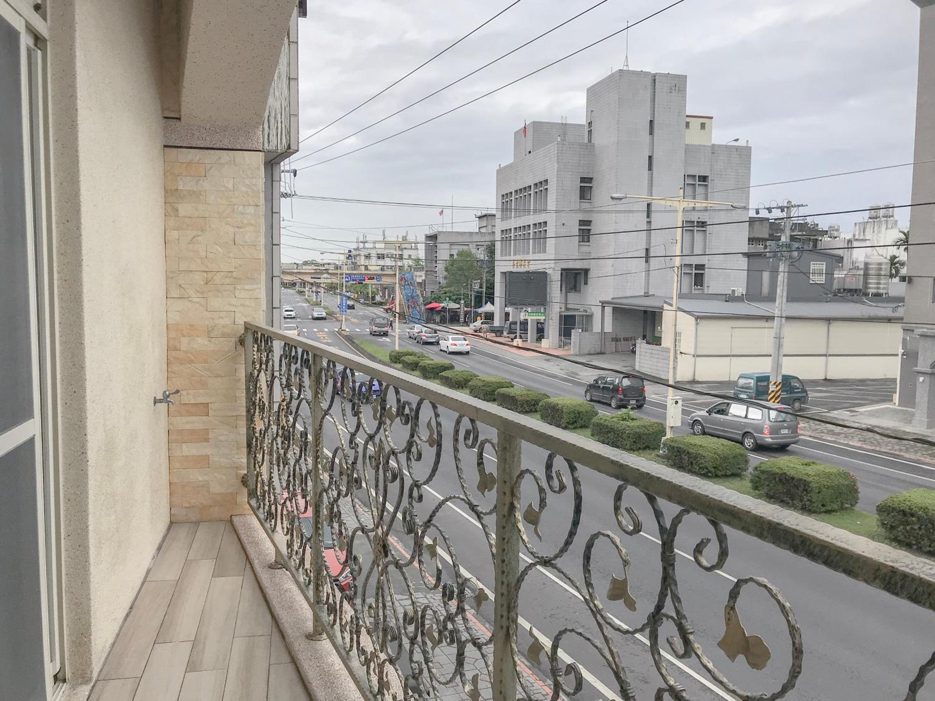 Deluxe Double or Twin Room with Balcony photo 3