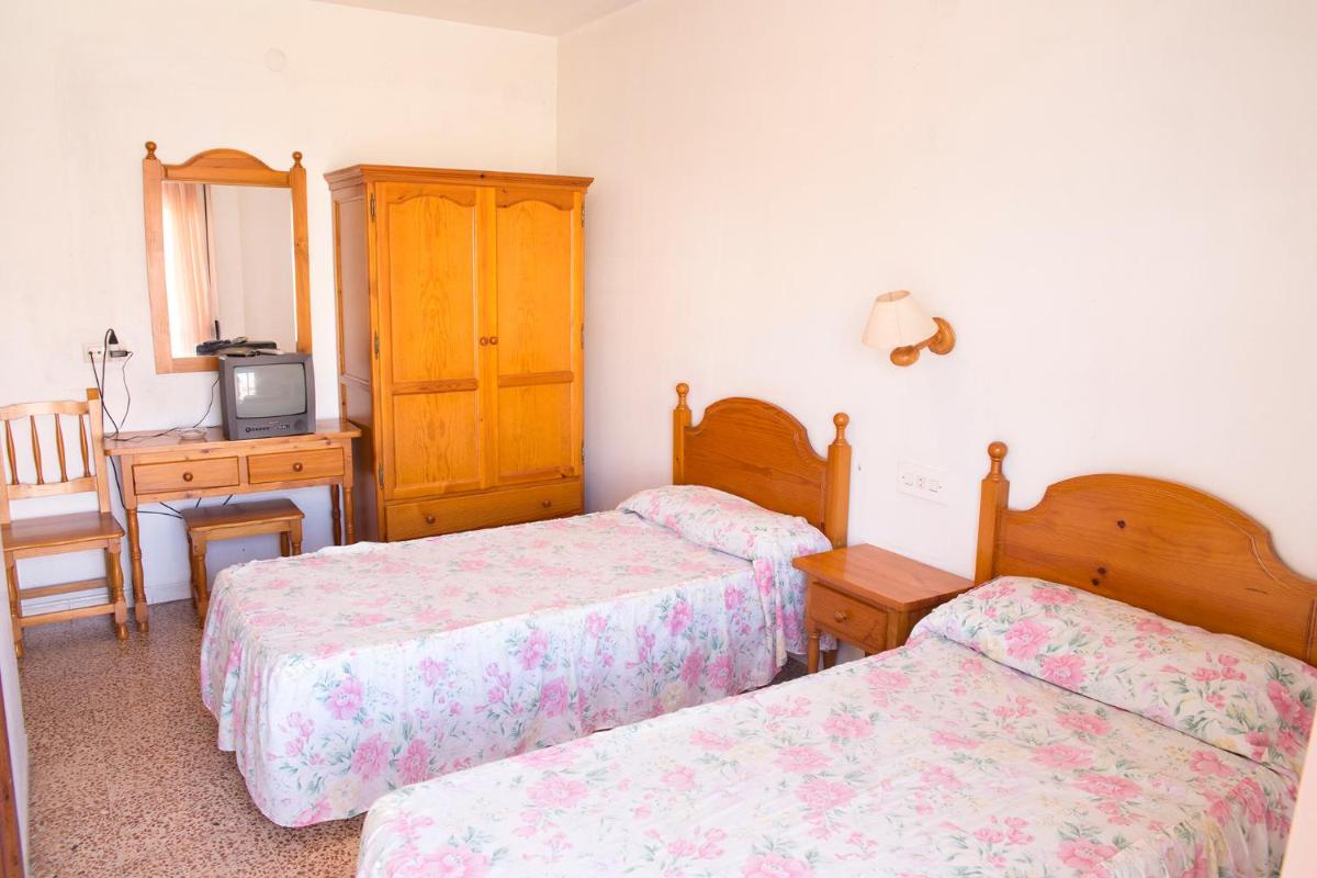 Double or Twin Room with Balcony photo 2