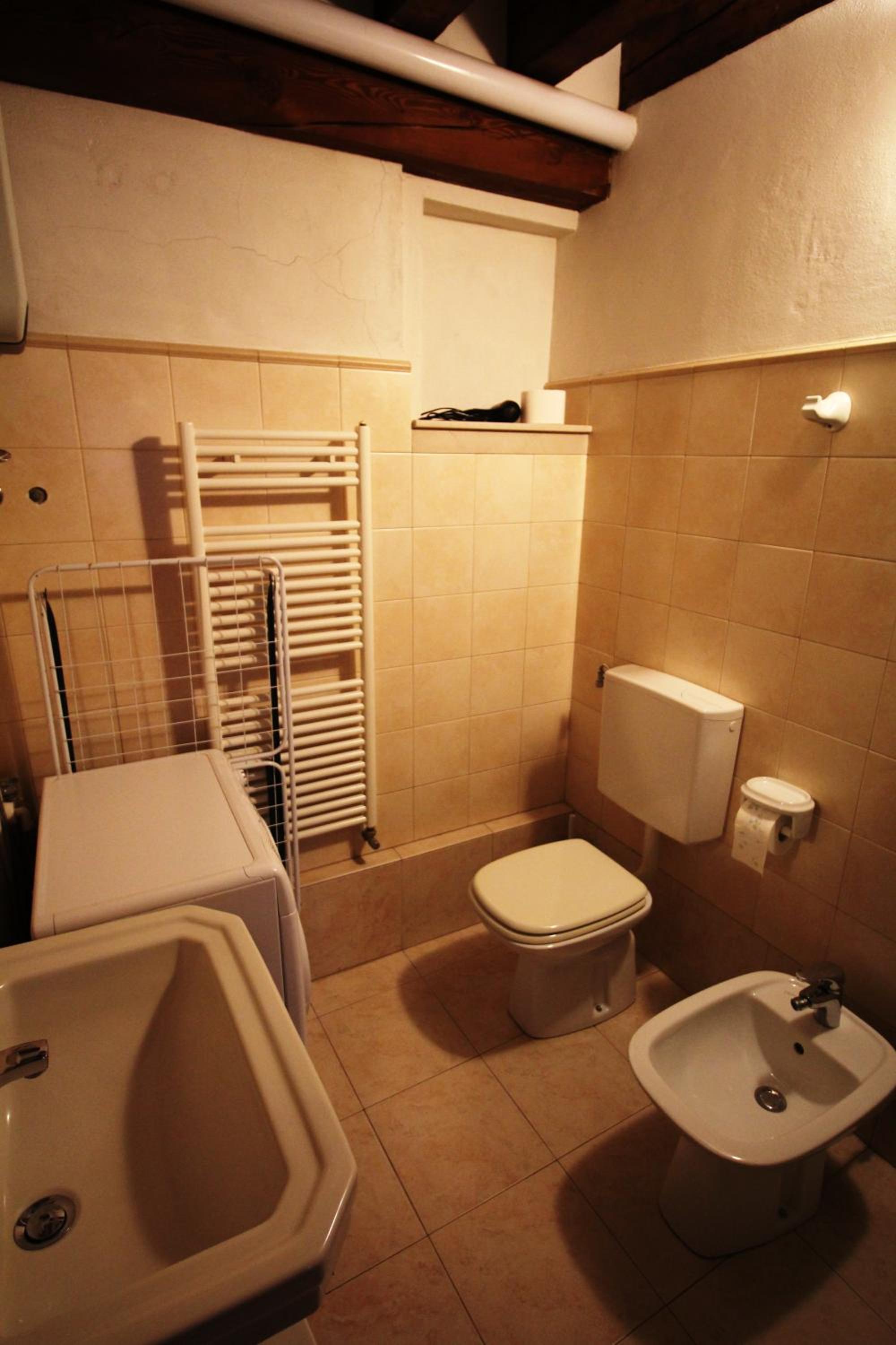 One Bedroom Apartment with Canal View (3 Adults) - 3289 Fondamenta dei Furlani, Castello photo 2