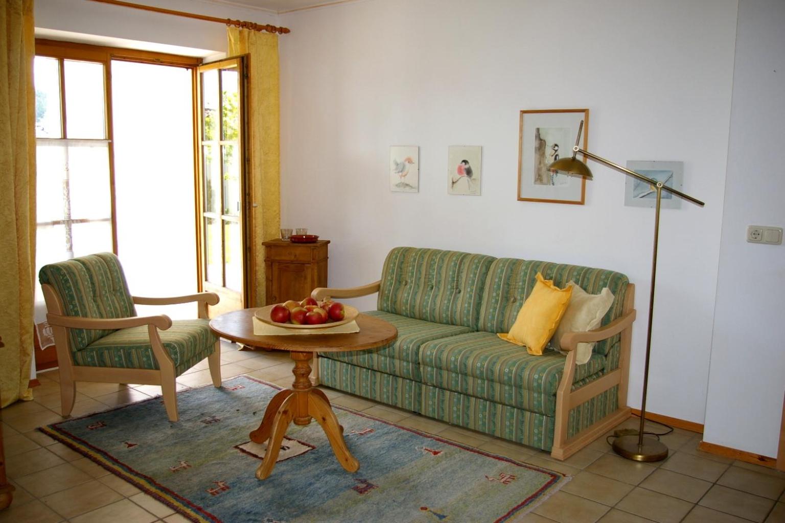 One-Bedroom Apartment photo 1
