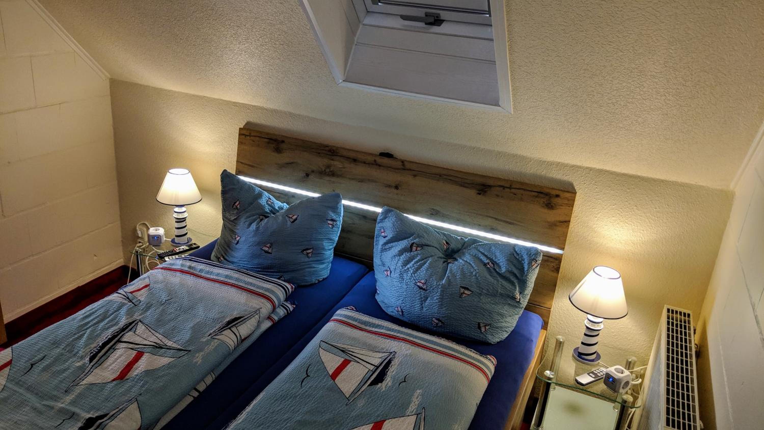 Deluxe Quadruple Room - Photo 7