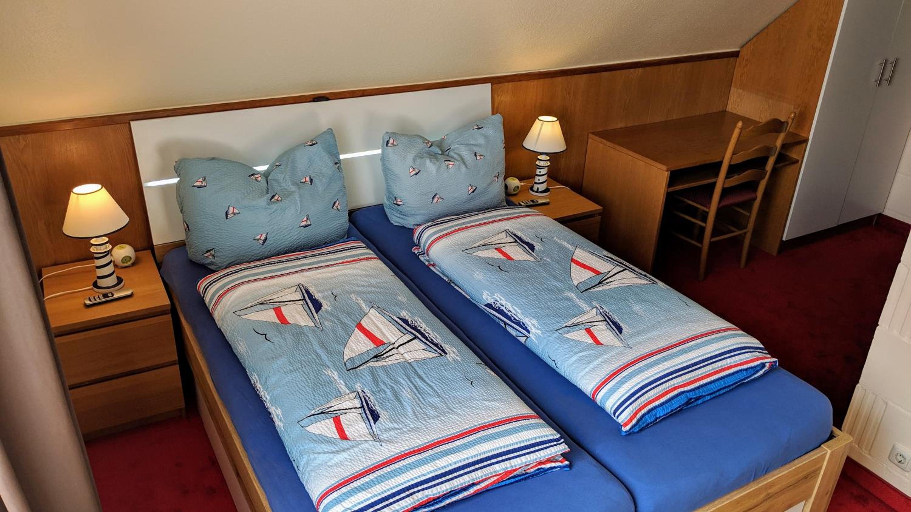 Deluxe Quadruple Room - Photo 9