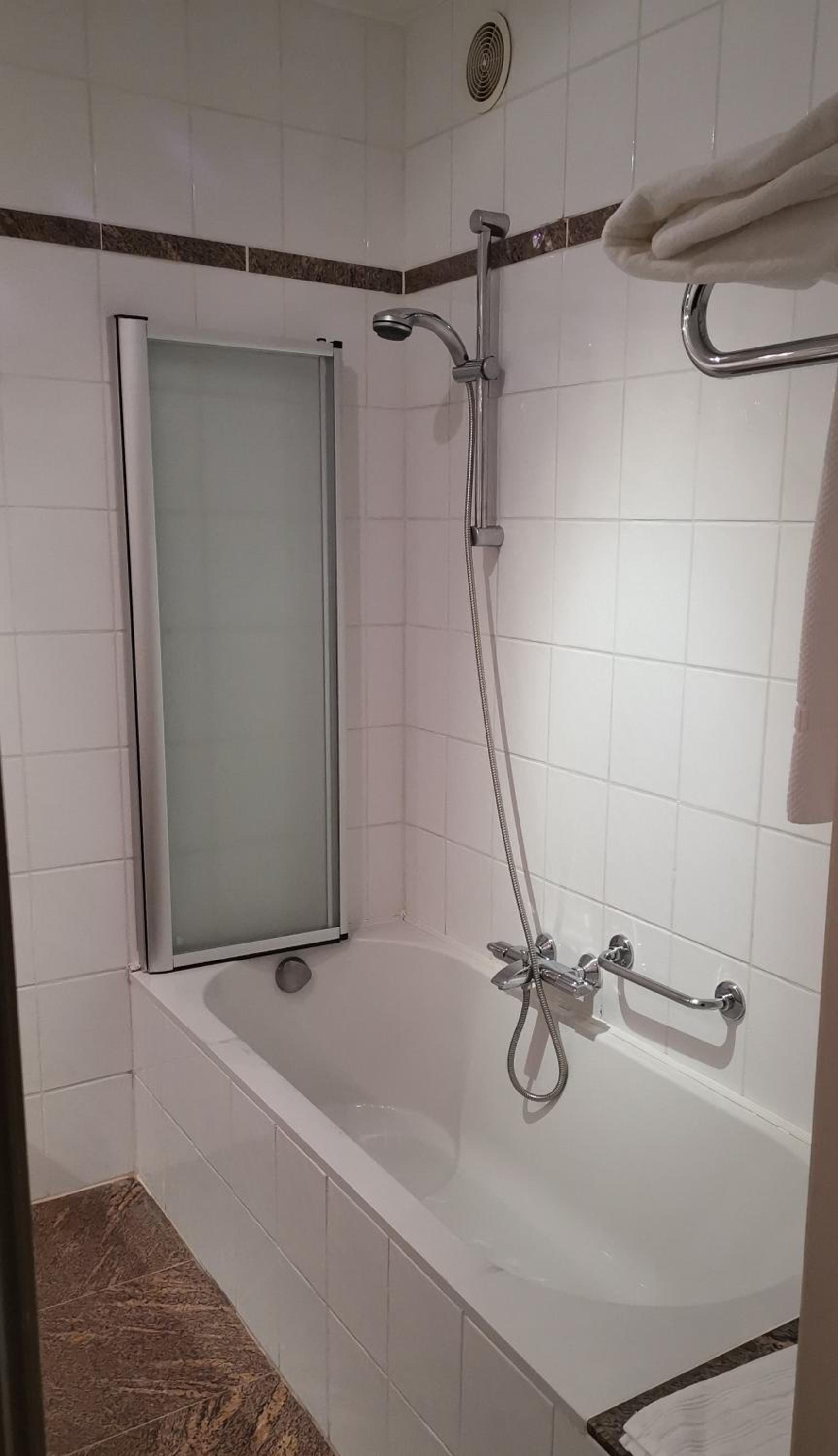 Triple Room - Photo 7