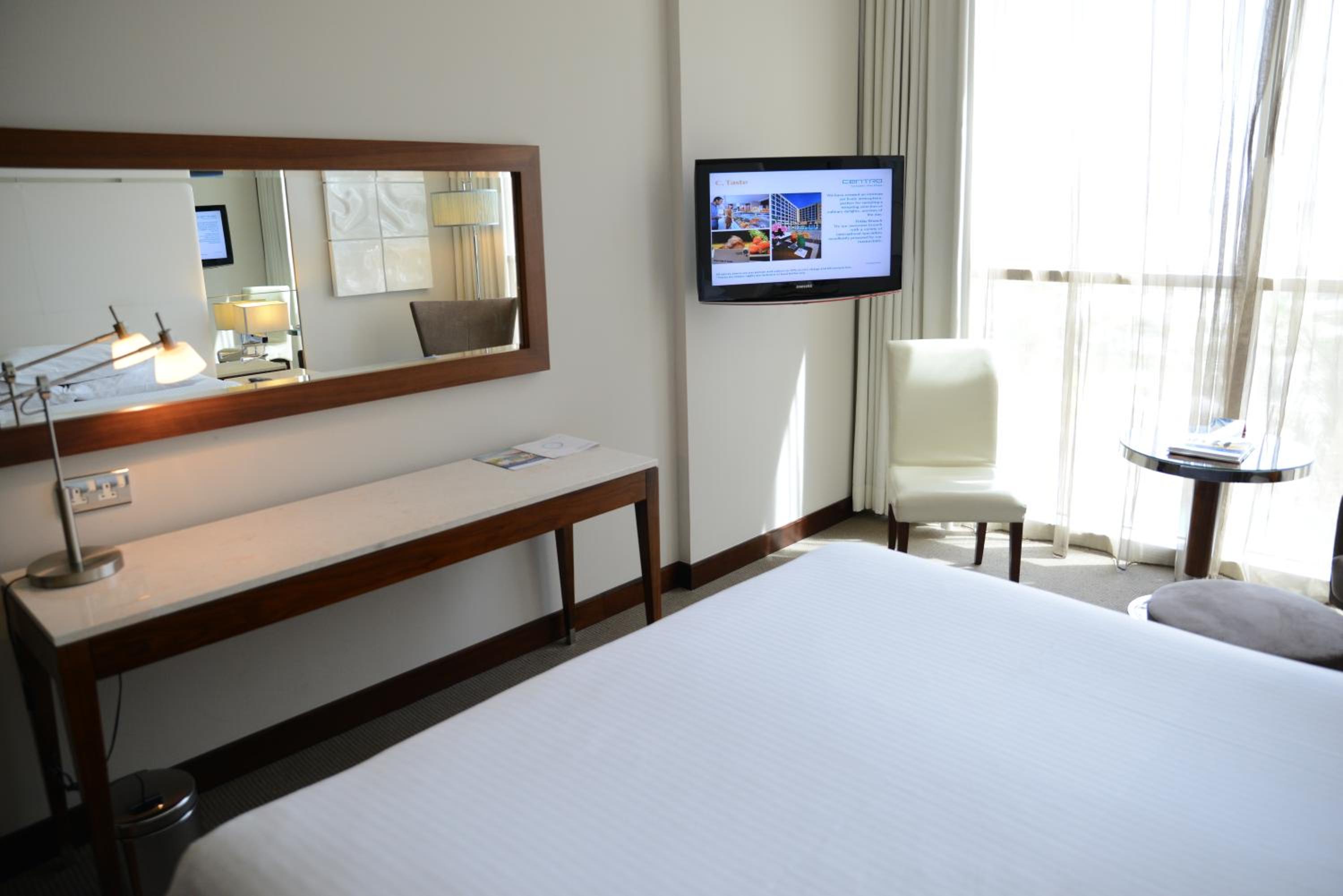 Centro Room – Queen Bed With Free Beach Access photo 2