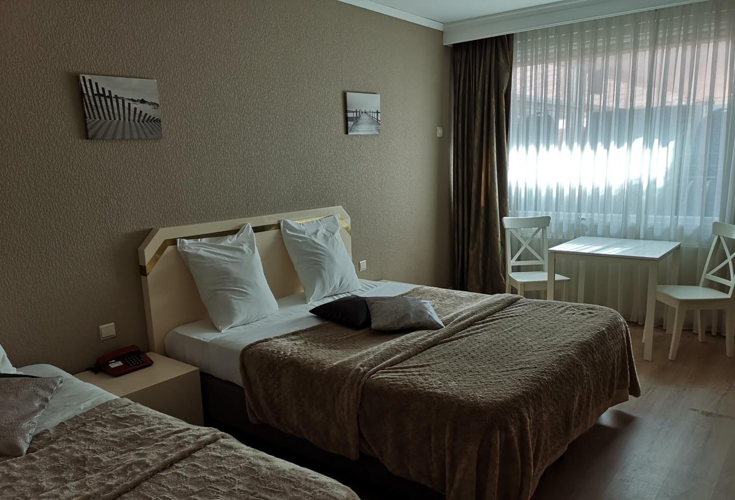 Triple Room - Photo 2