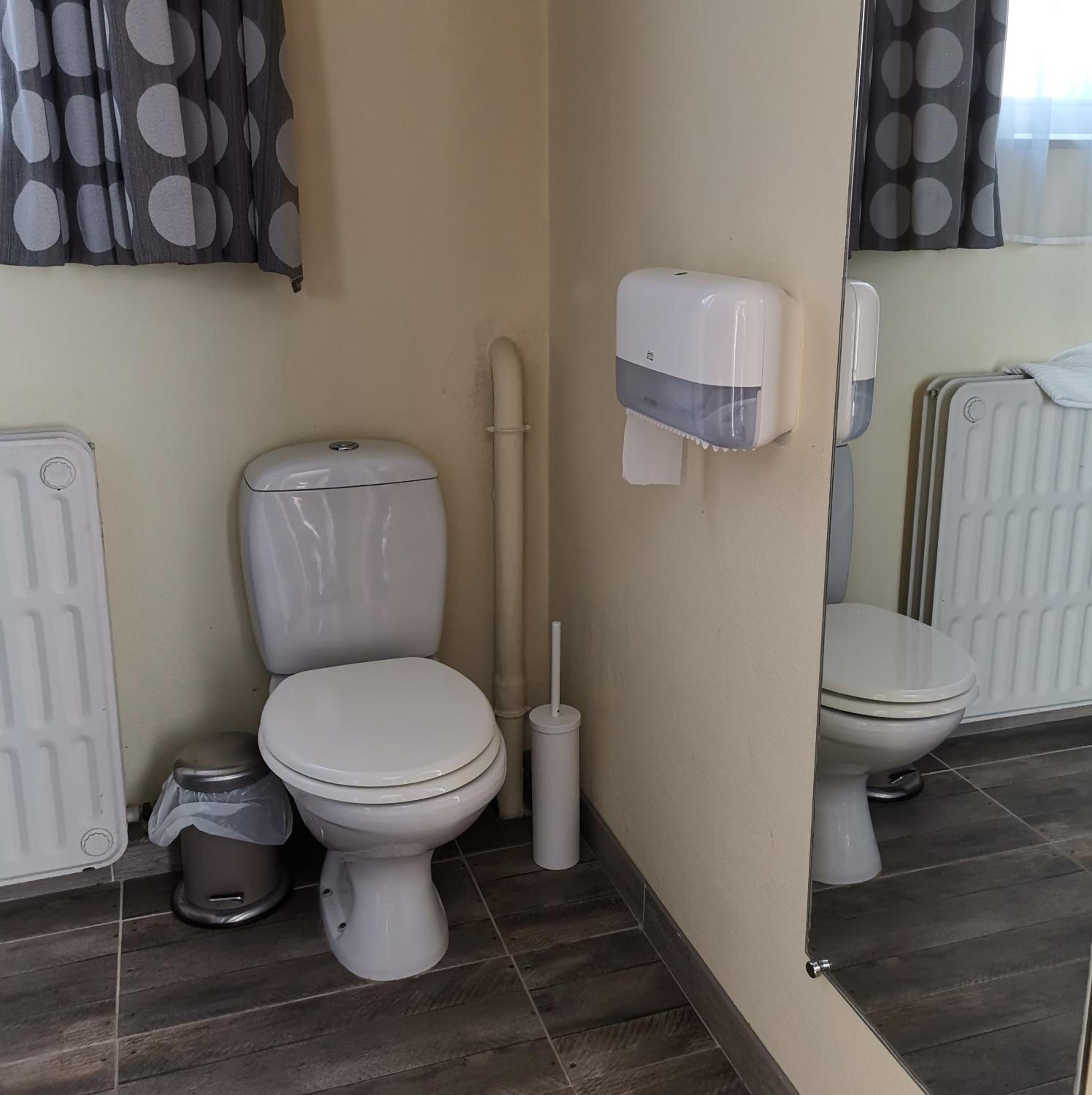 Double or Twin Room photo 3