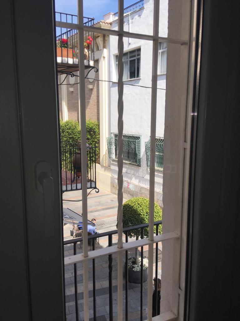 Apartment with Balcony - Photo 35