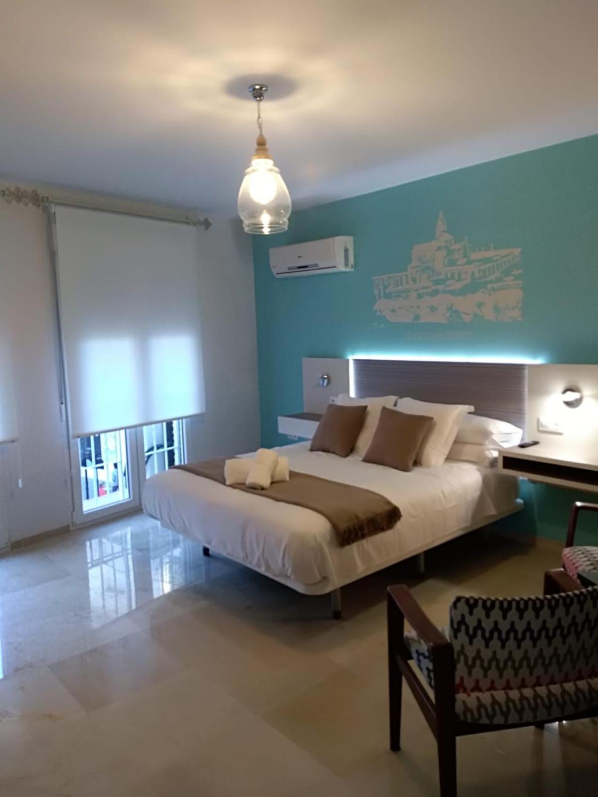 Apartment with Balcony - Photo 33