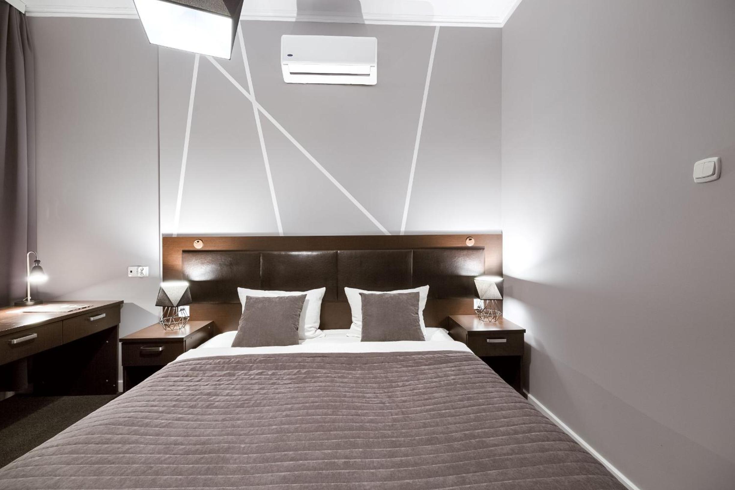 Standard Double Room - Photo 4