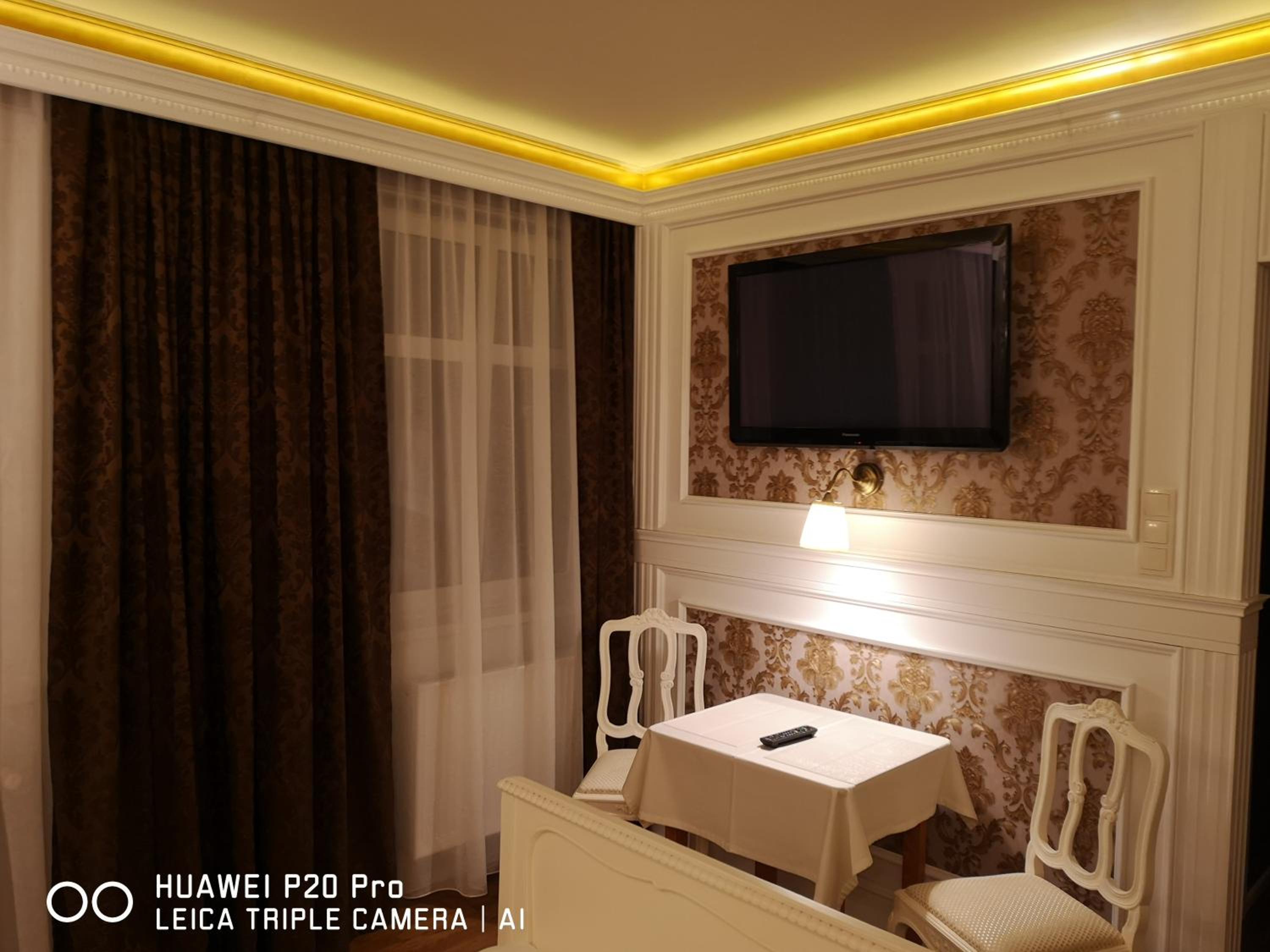 Deluxe Double Room - Photo 3