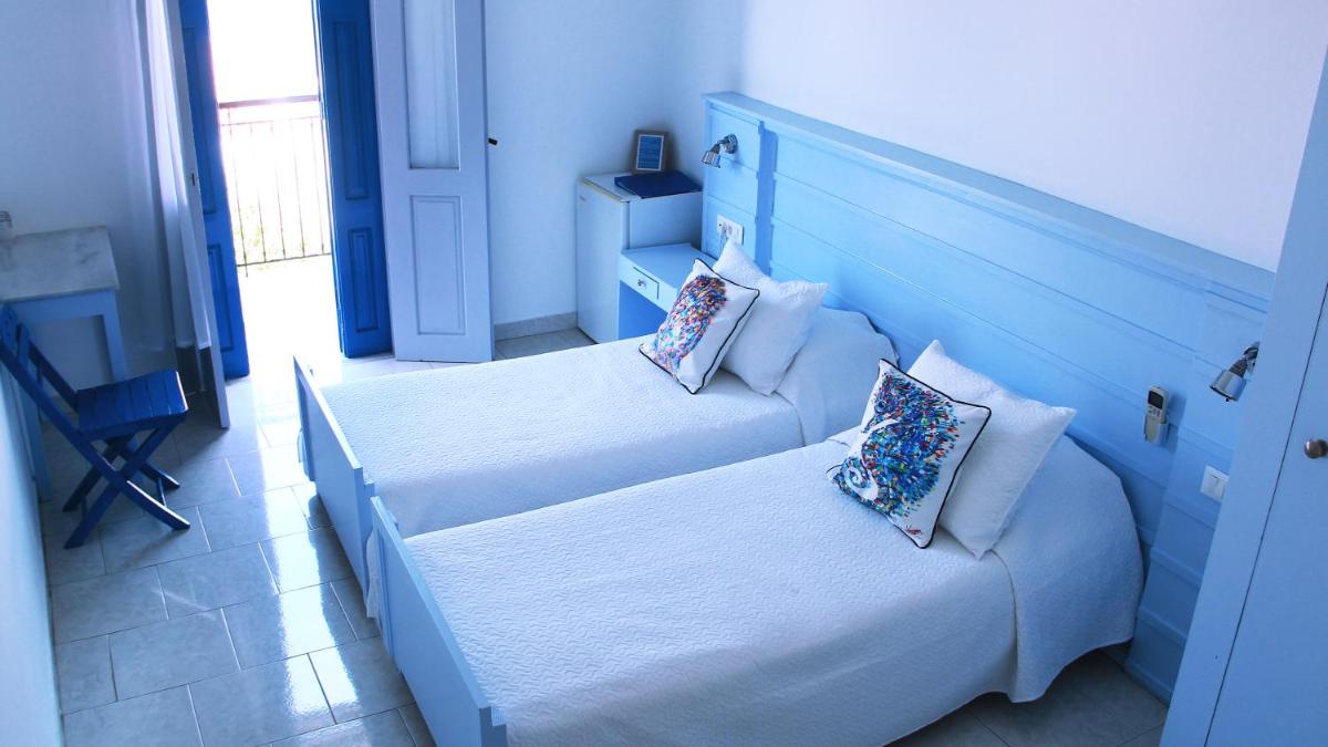 Double Room with Balcony and Sea View