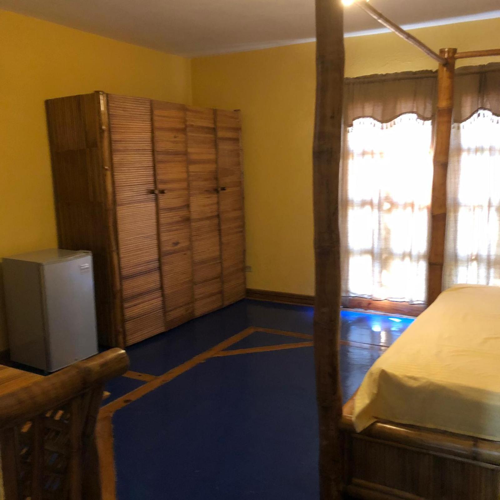 King Suite with Pool View photo 3