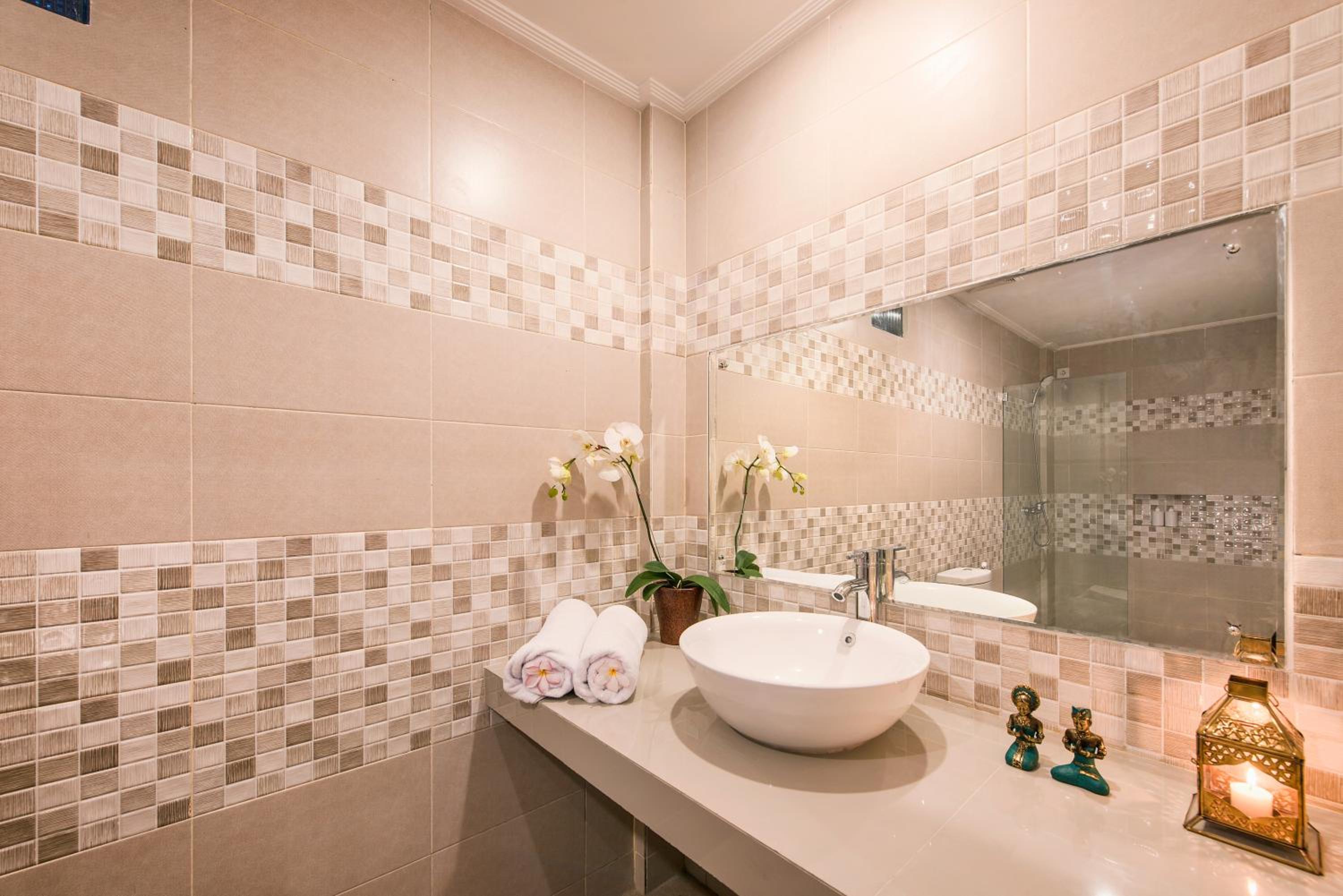 Deluxe Double Room - Photo 5