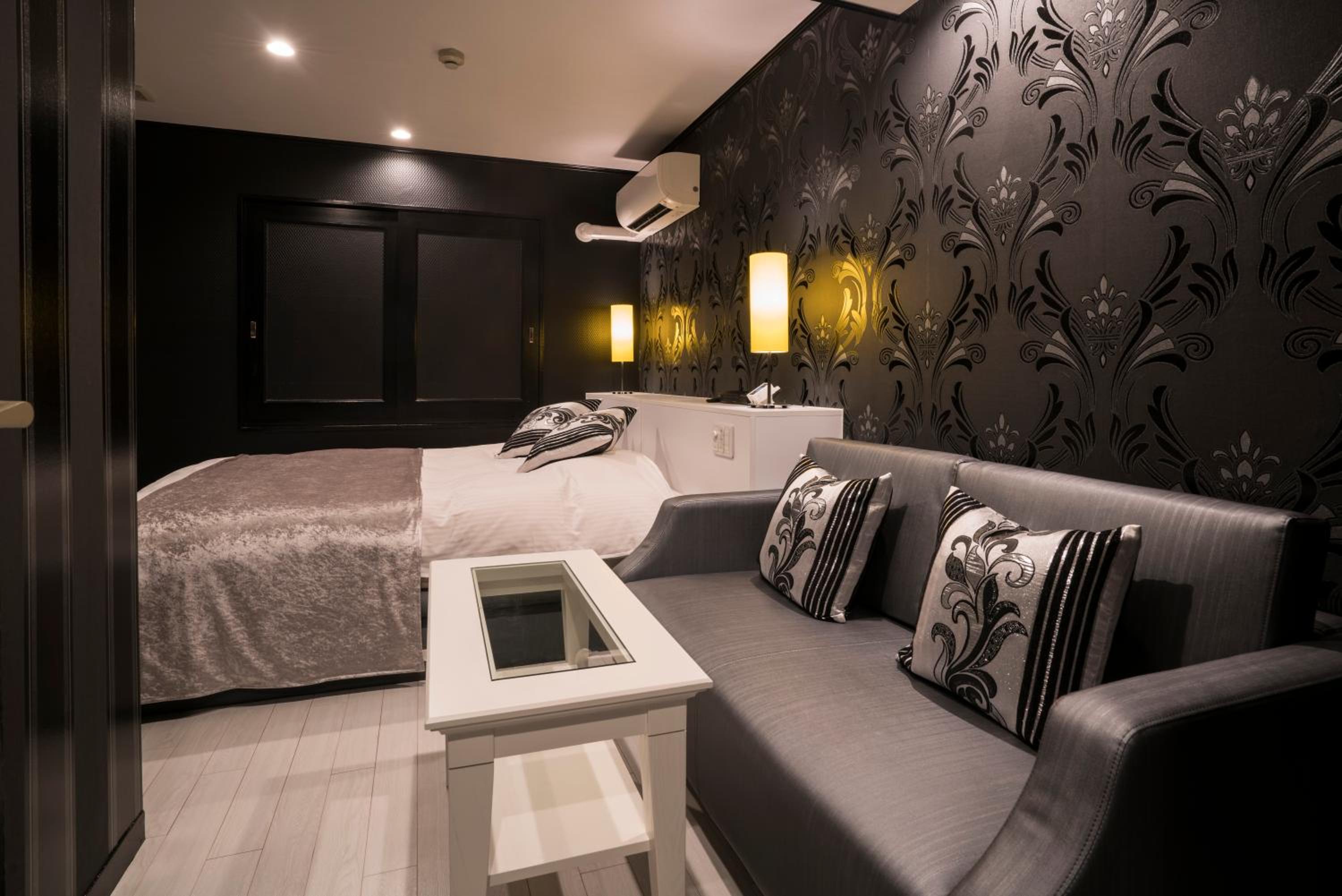 Standard Double Room - Photo 7