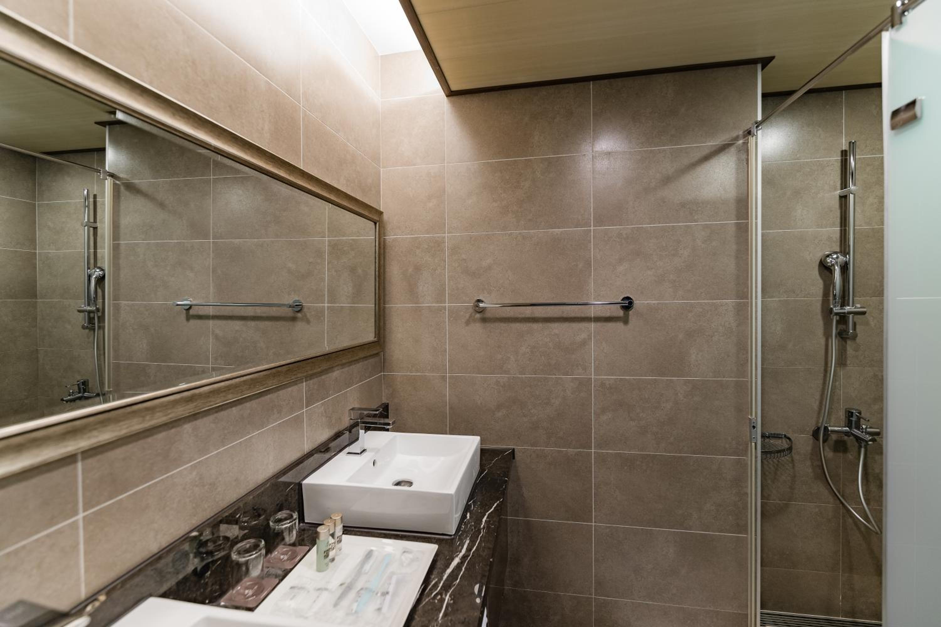 Deluxe Twin Room - Hotel Area - Photo 4