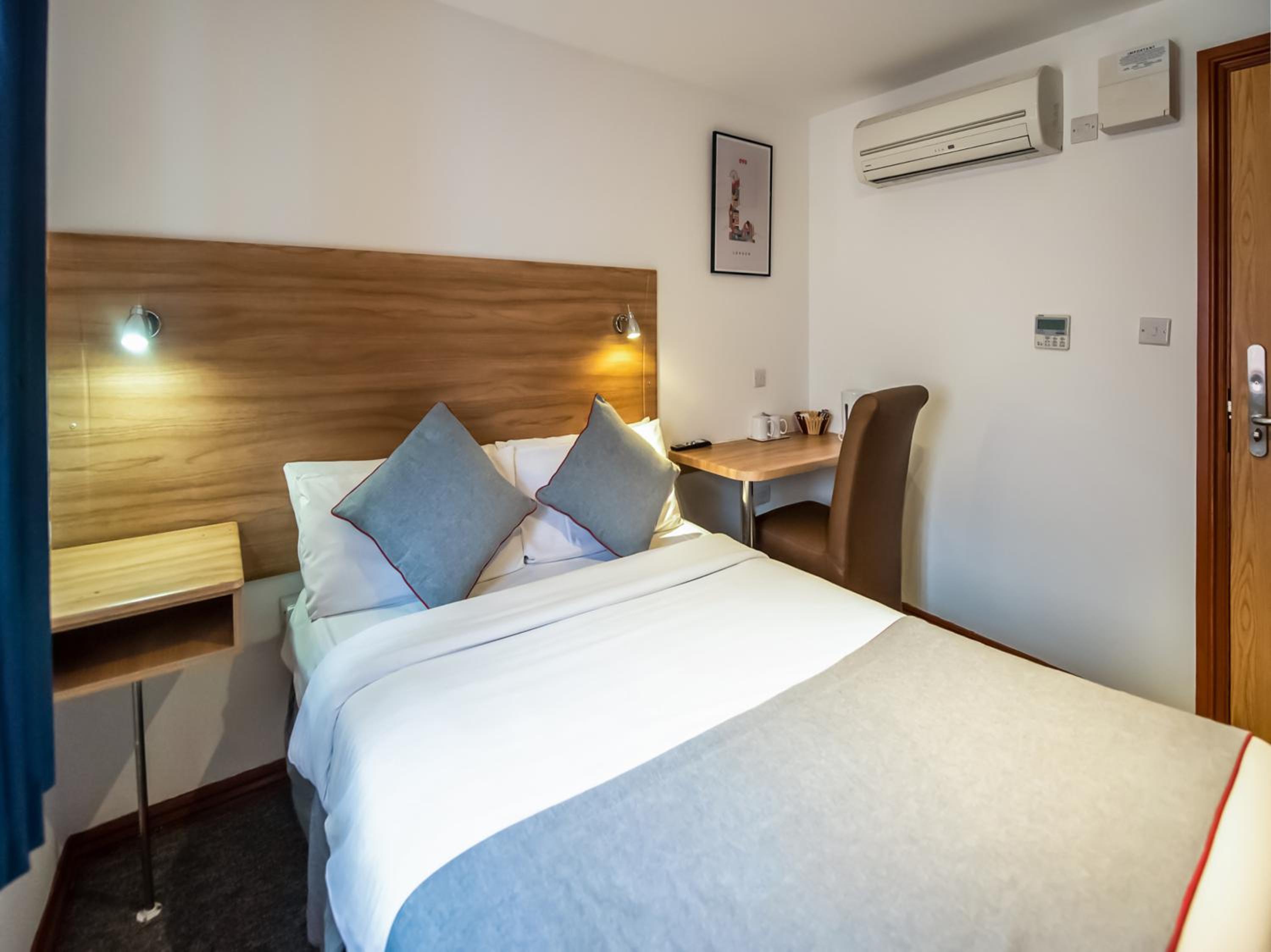 Standard Double Room - Photo 3