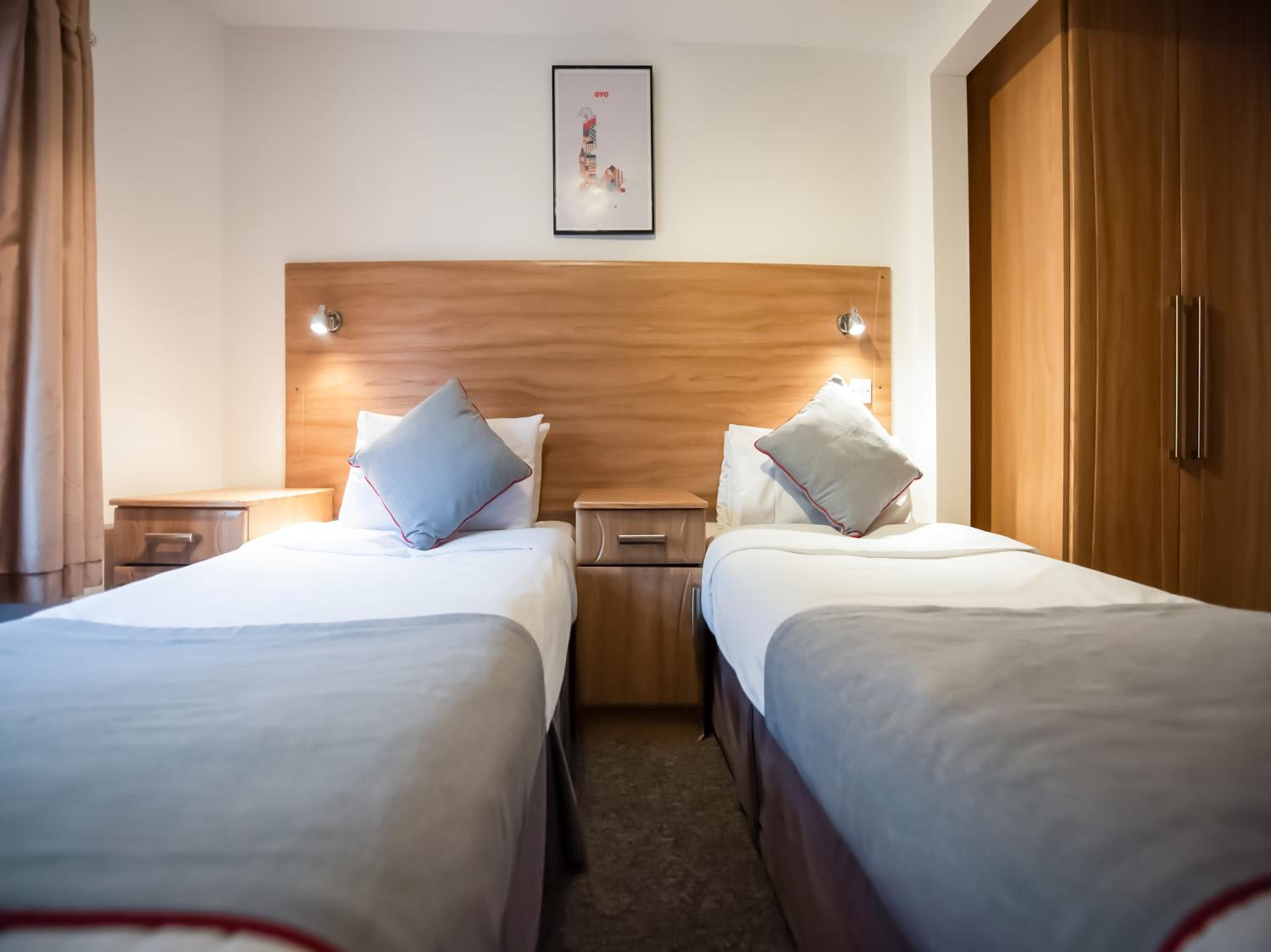 Standard Twin Room photo 3