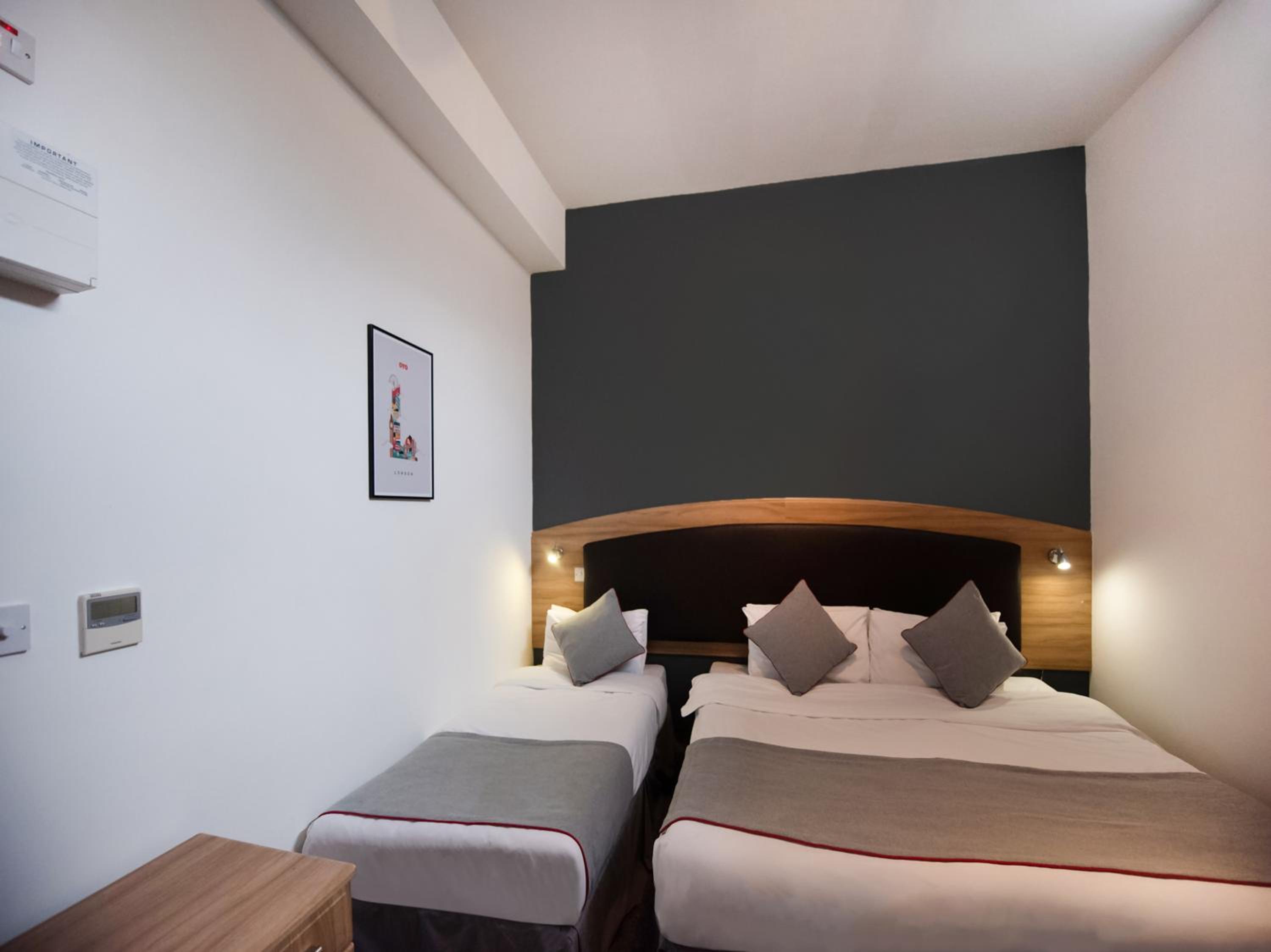 Deluxe Triple Room photo 2