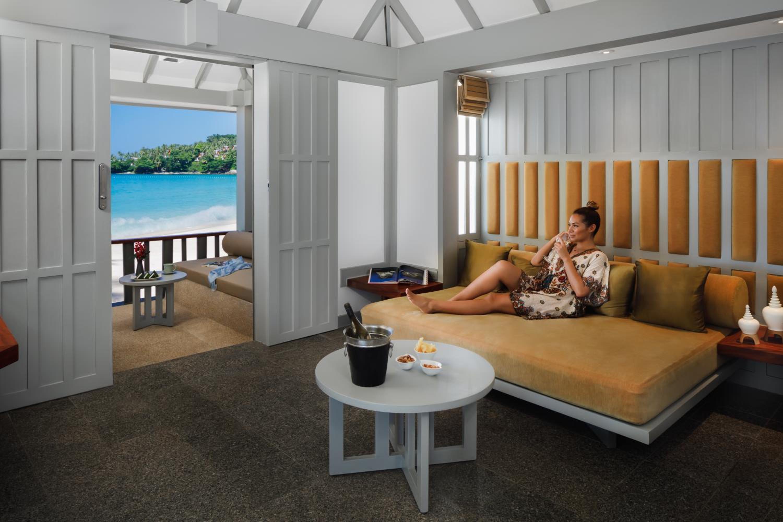 Beach Deluxe Suite - Photo 3
