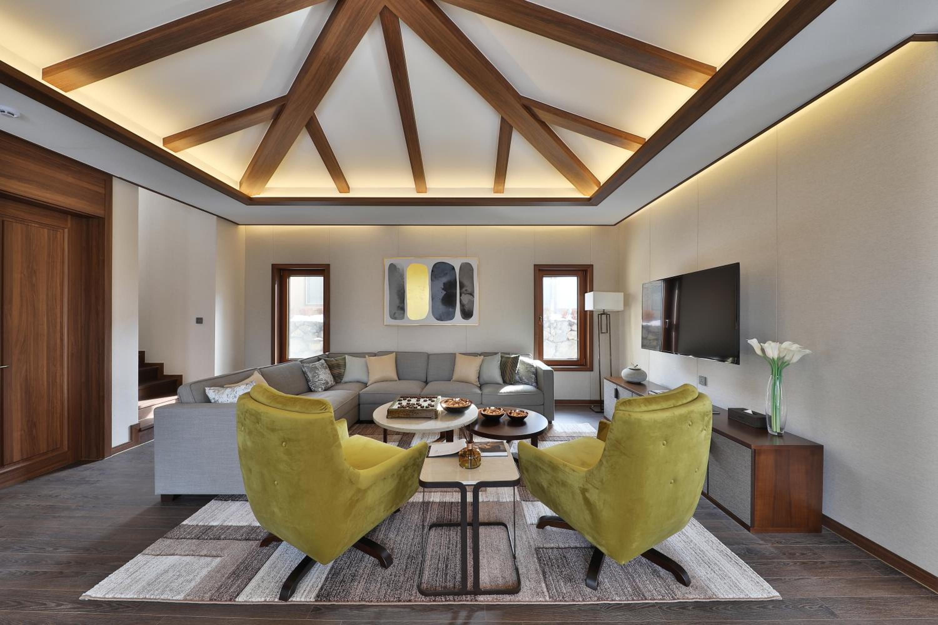Business Suite photo 2