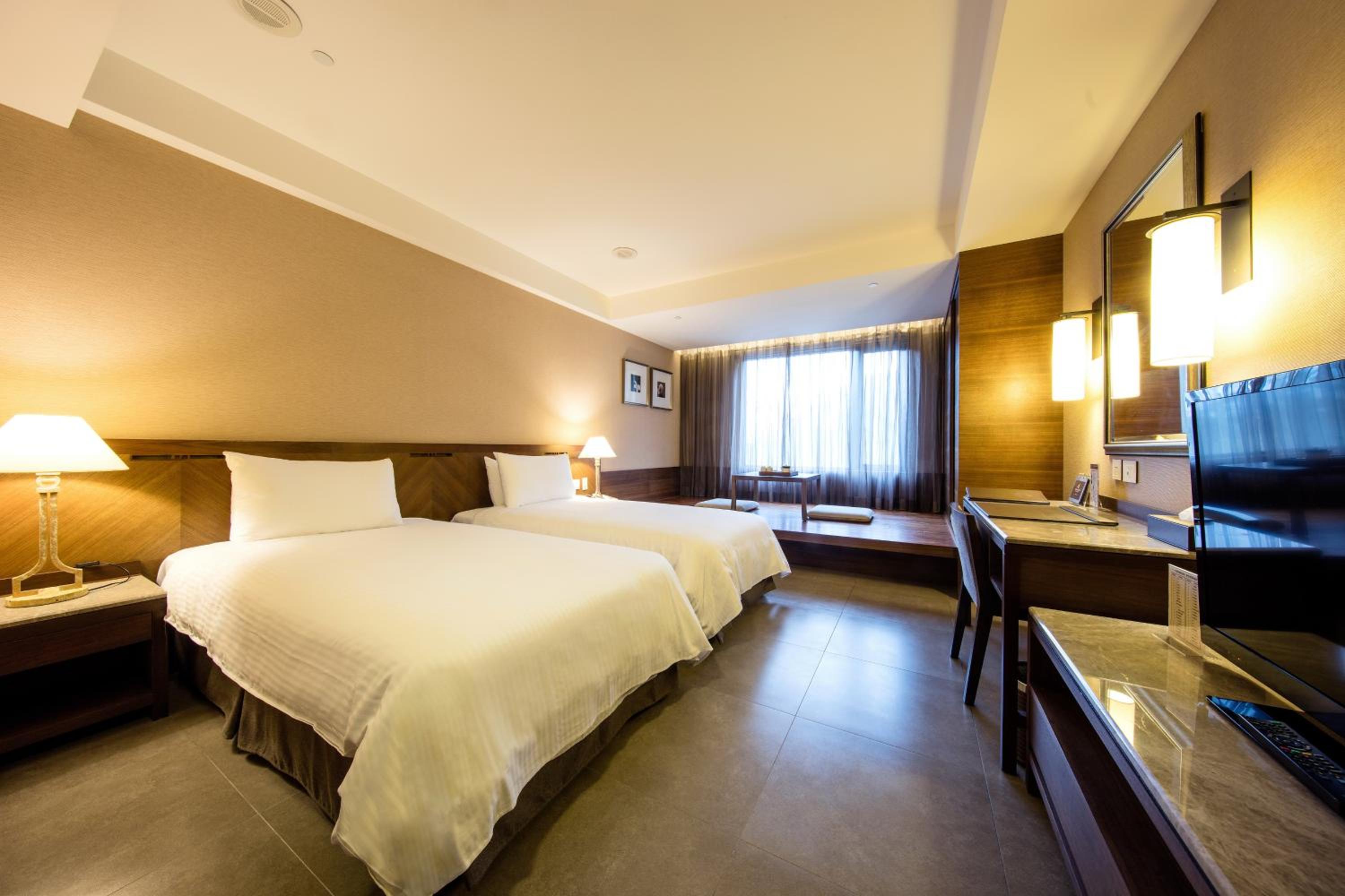 Deluxe Twin Room - Hotel Area - Photo 5