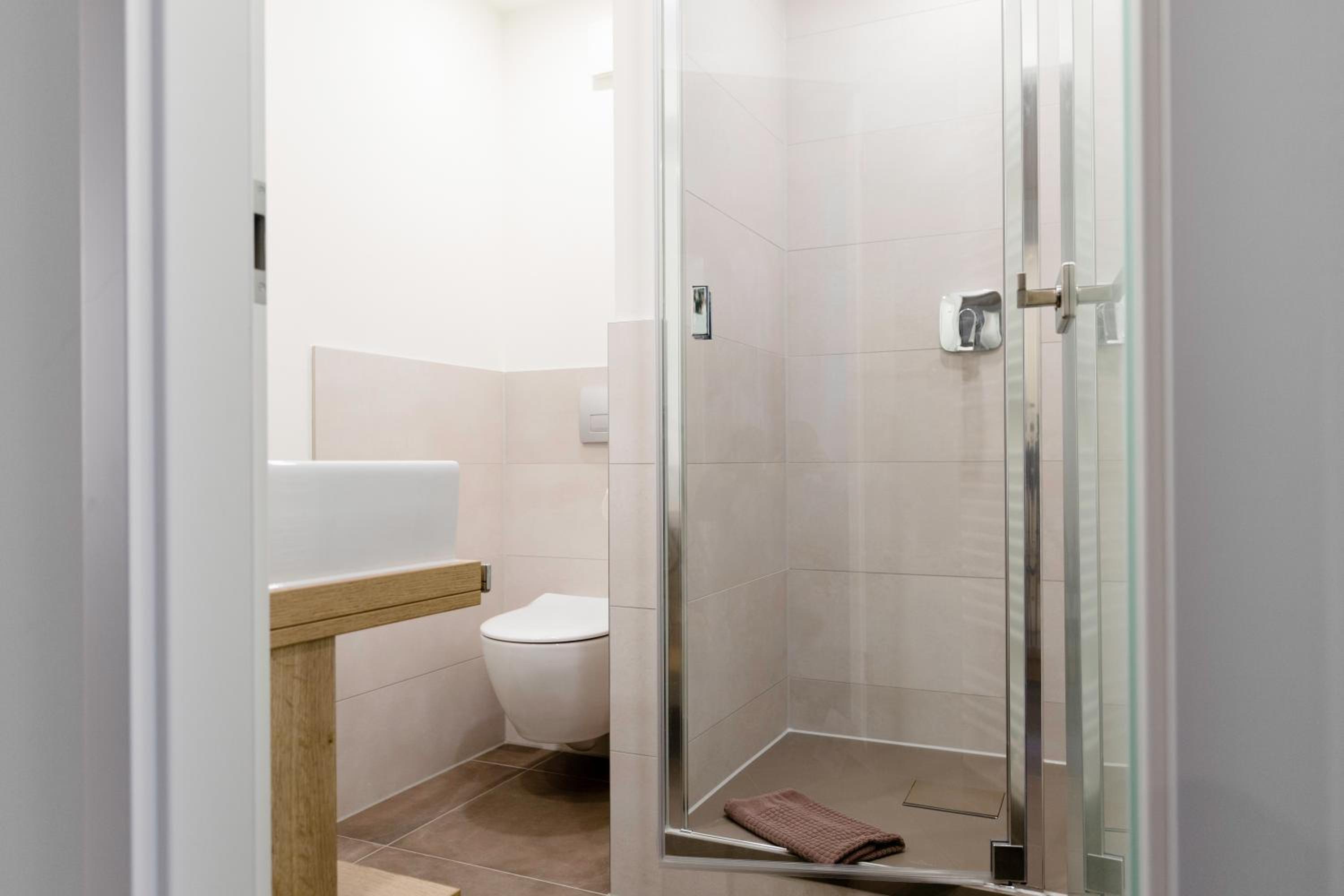 Double Room - Photo 2