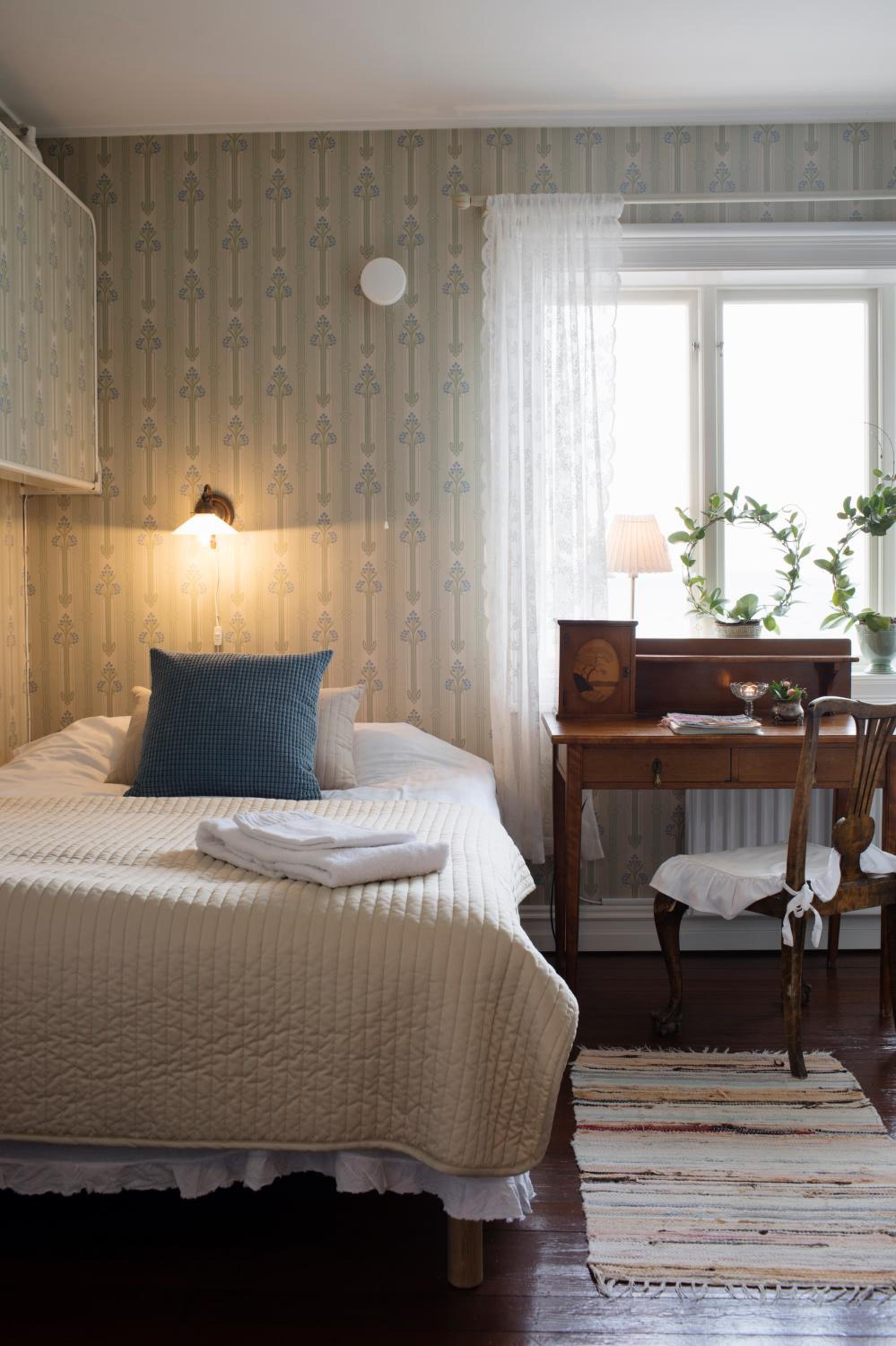 Double Room with Sea View - Photo 9