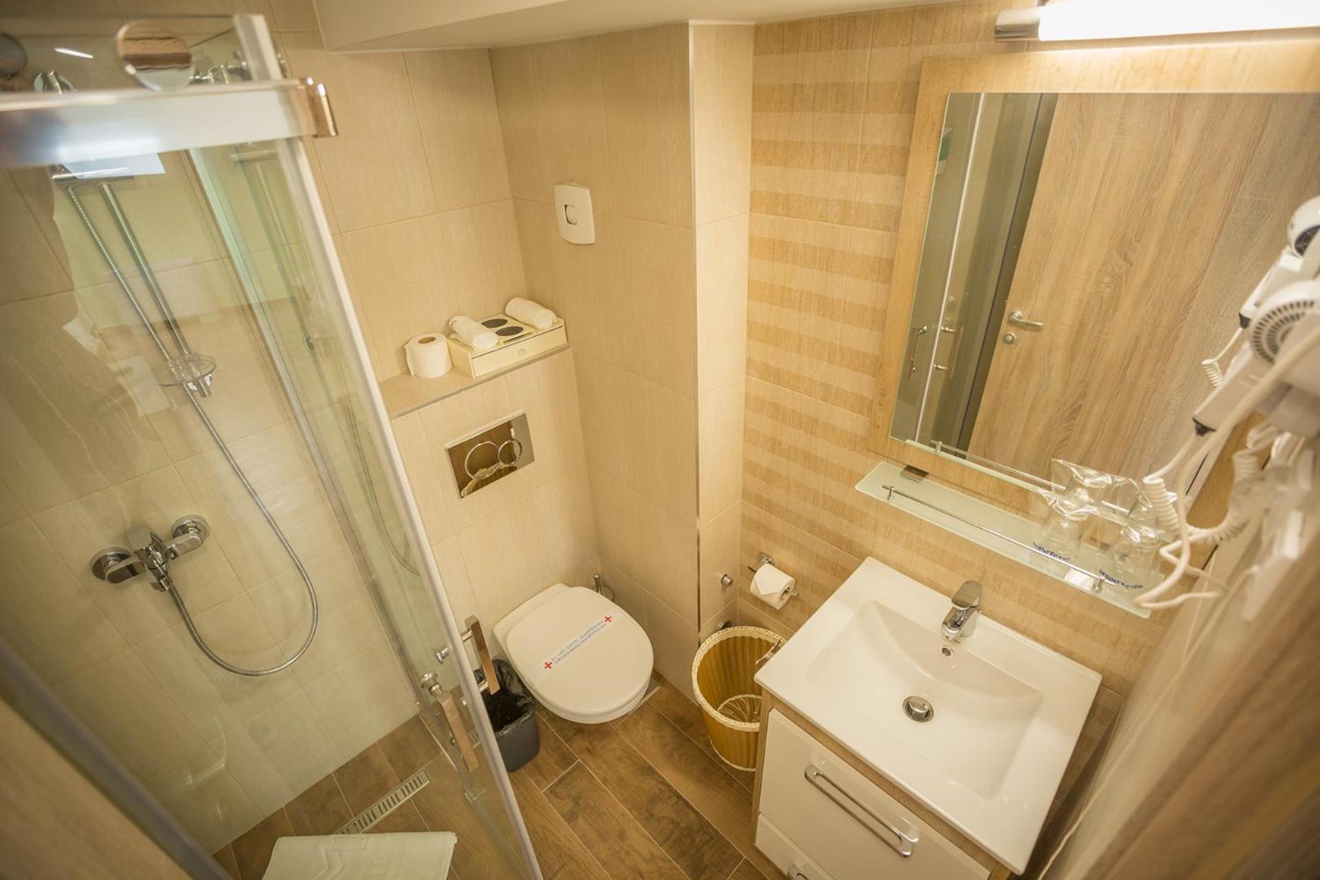 Superior Twin Room - Photo 4