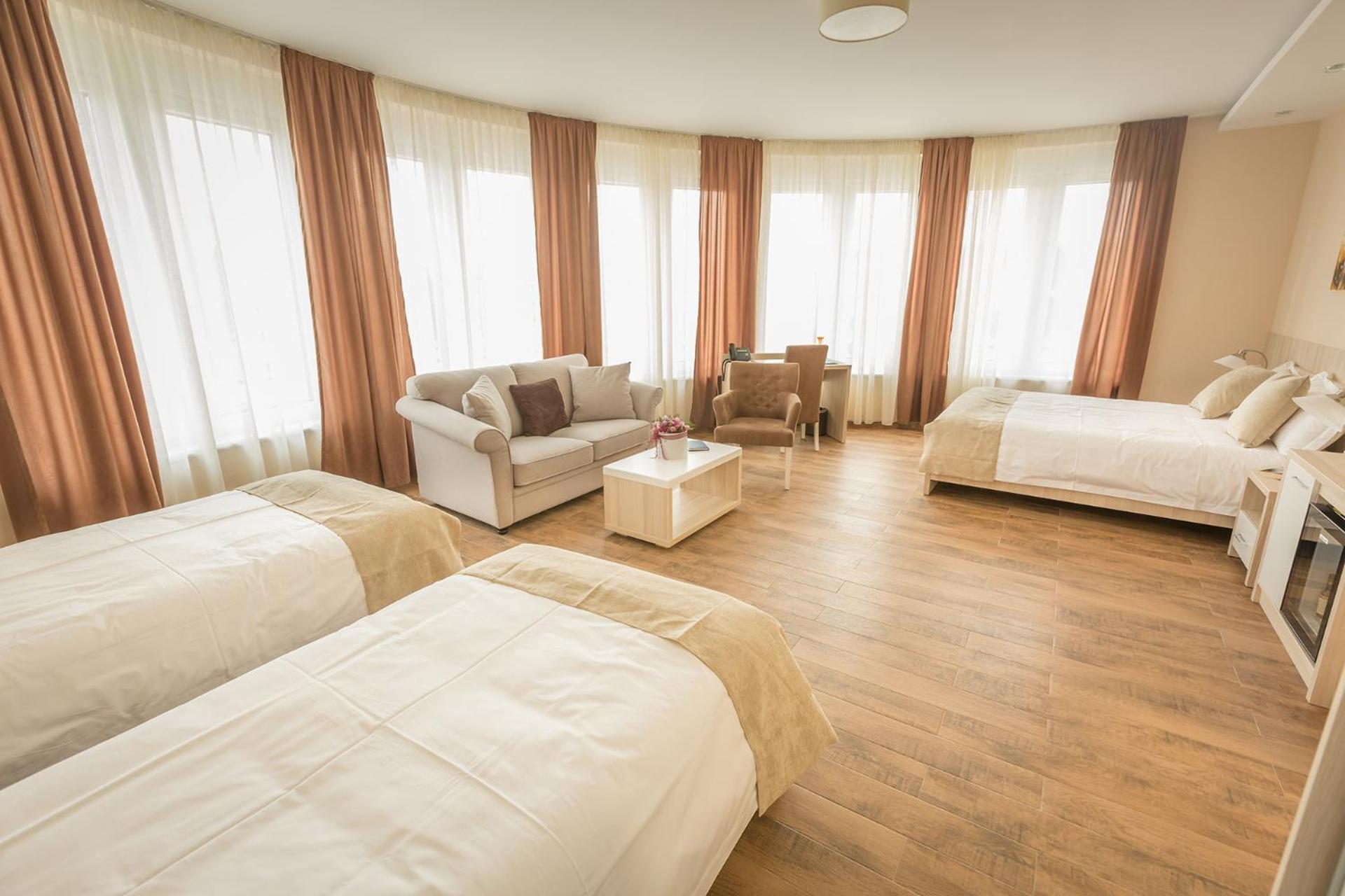 Luxury Quadruple Room photo 2