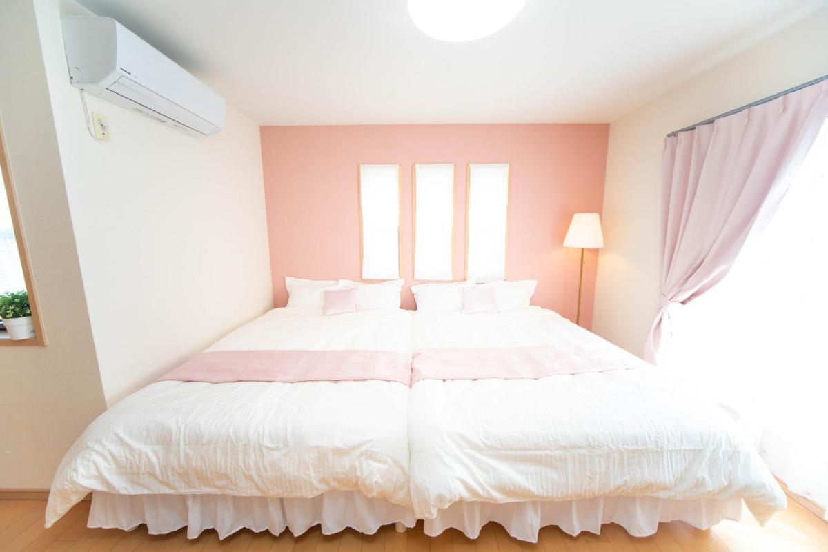 Four-Bedroom House photo 1