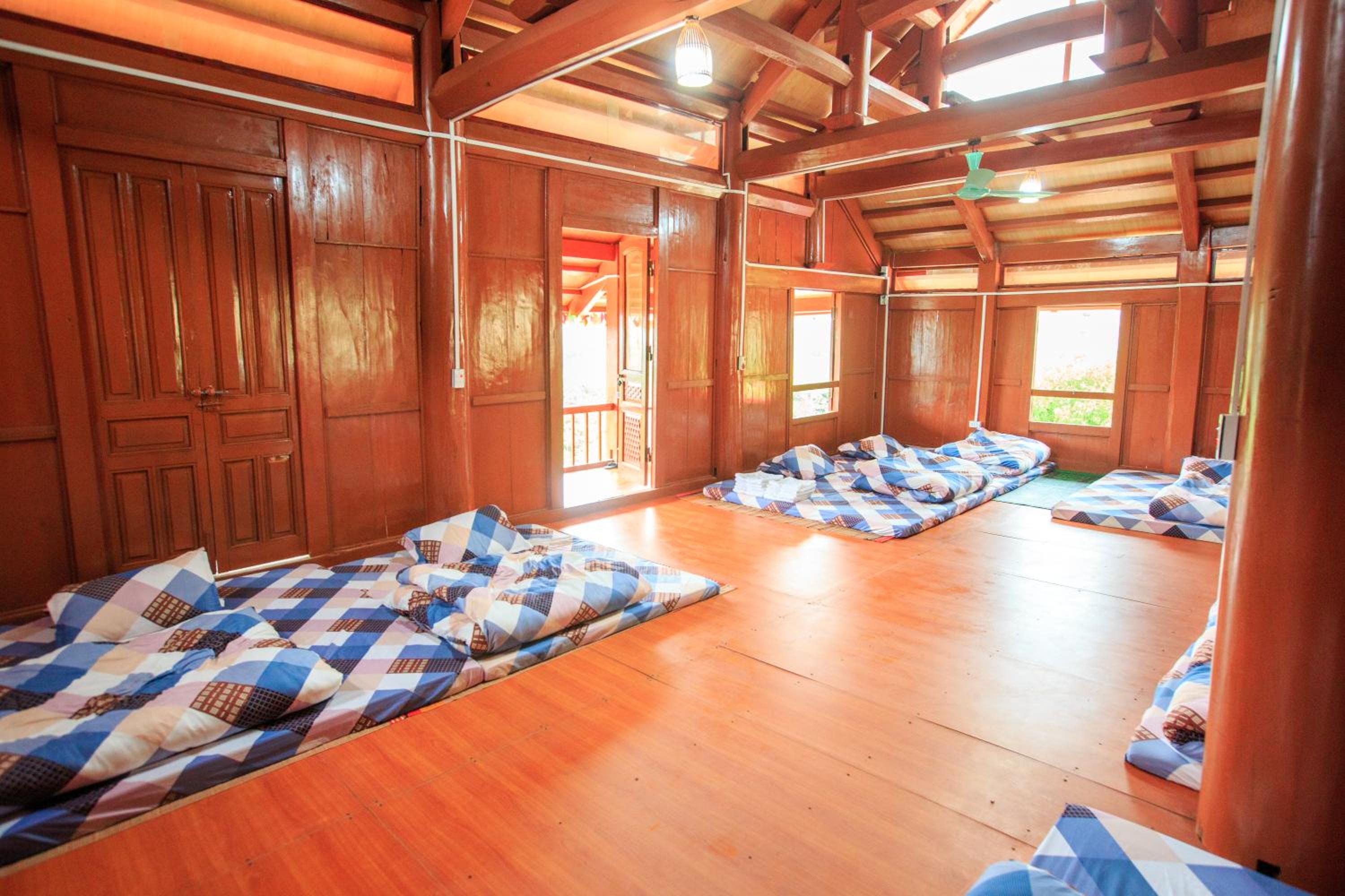 Mixed Dormitory Room photo 1