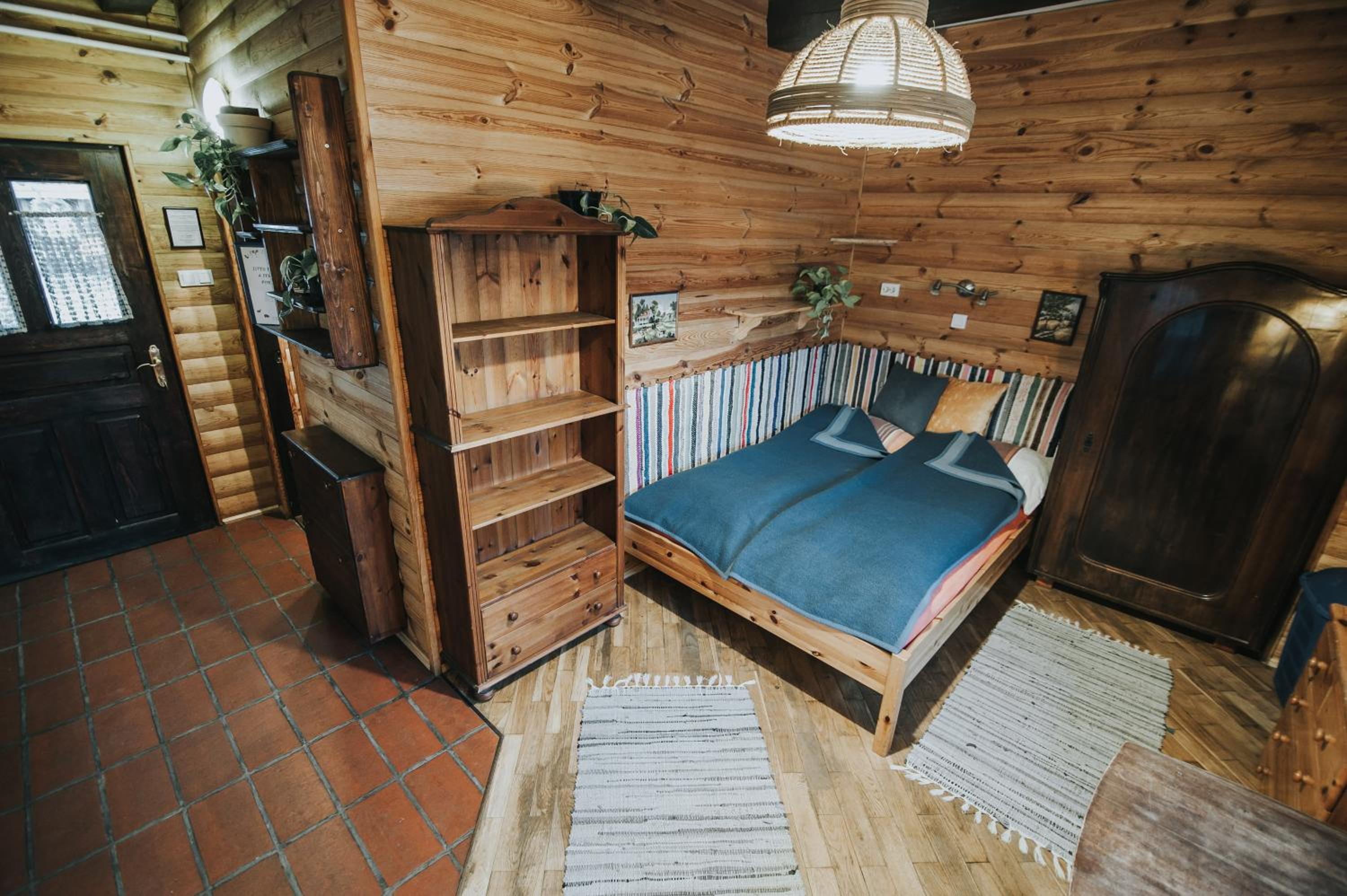 Two-Bedroom Apartment - Photo 11
