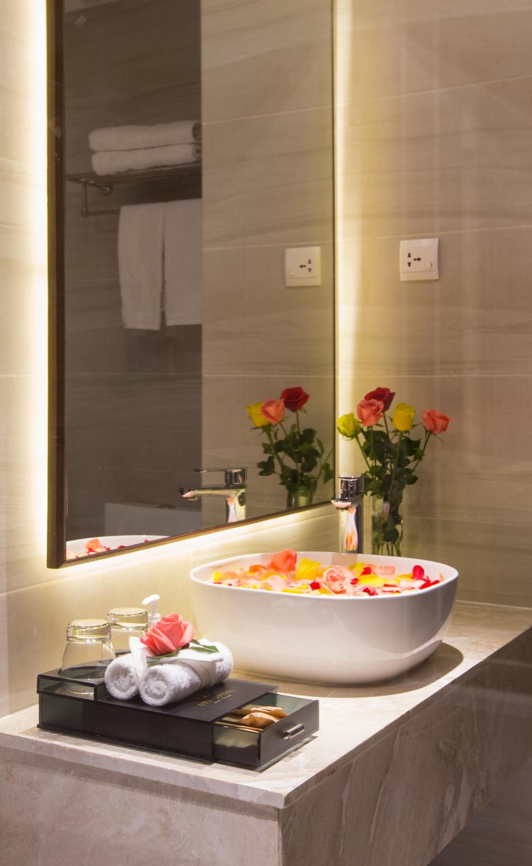 Superior Double or Twin Room with Sea View - Photo 5