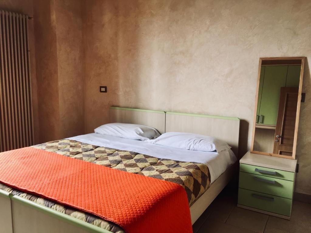 Double or Twin Room with Private External Bathroom