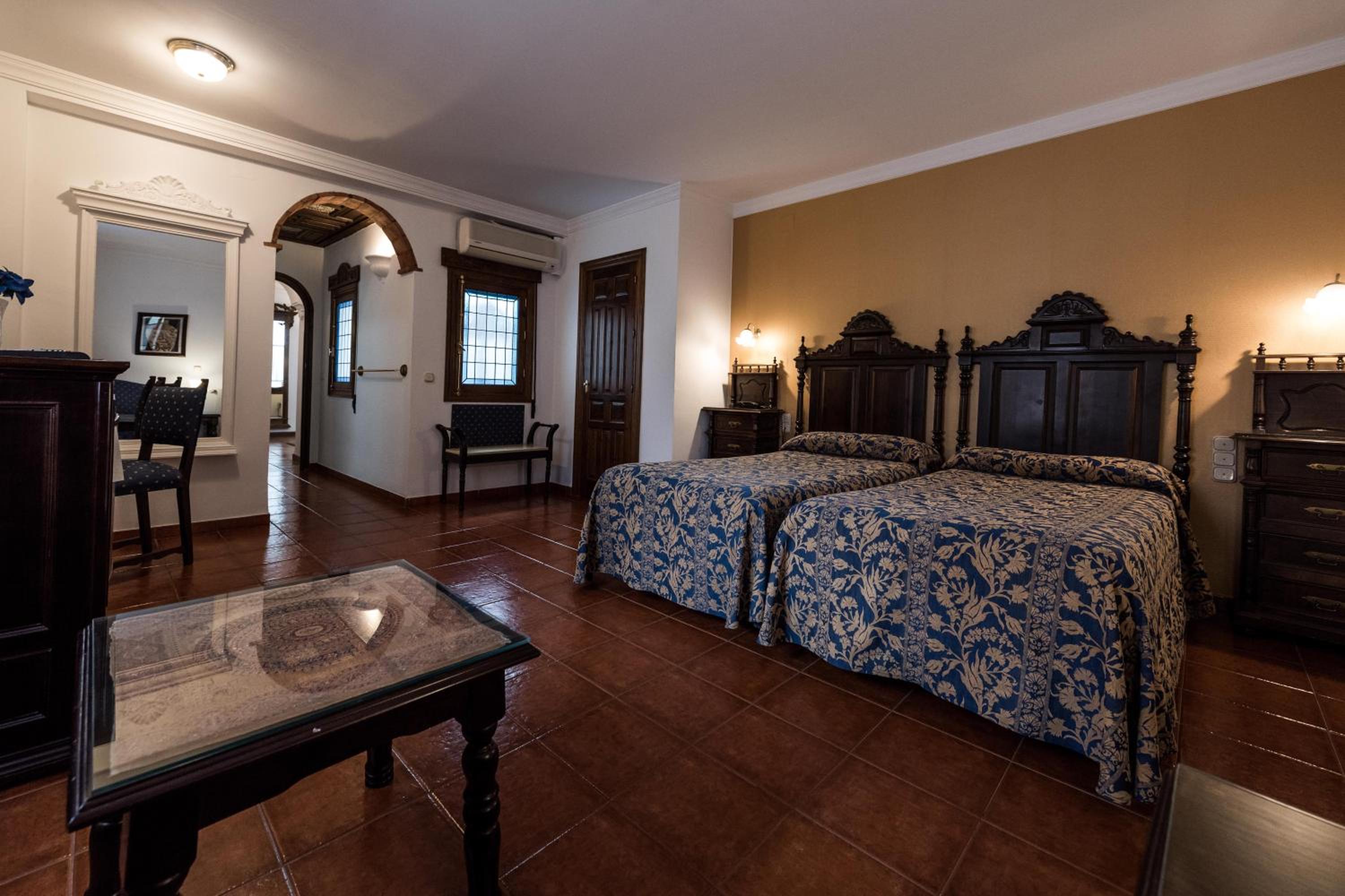 Triple Room photo 2