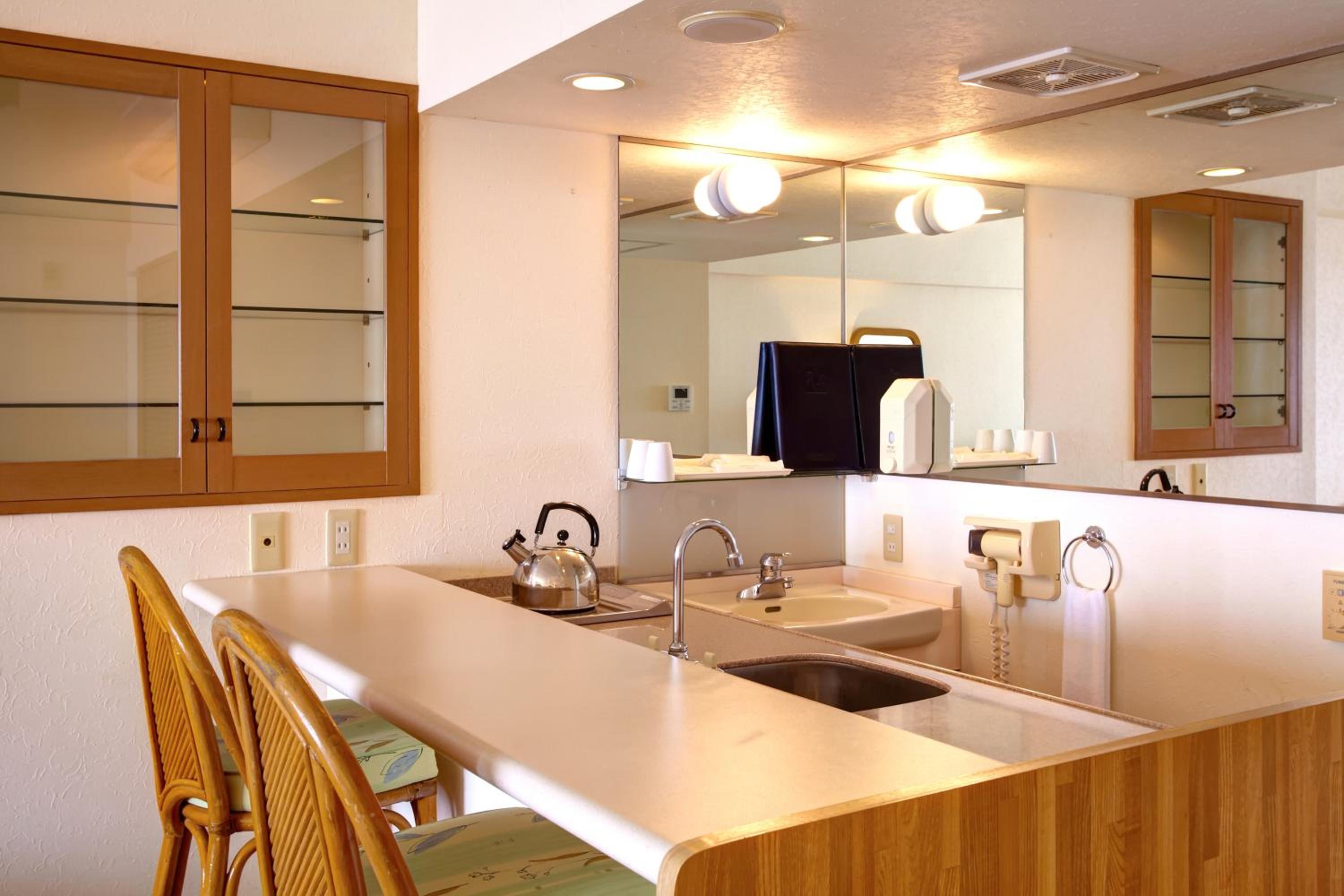 Standard Twin Room - Non-Smoking photo 3
