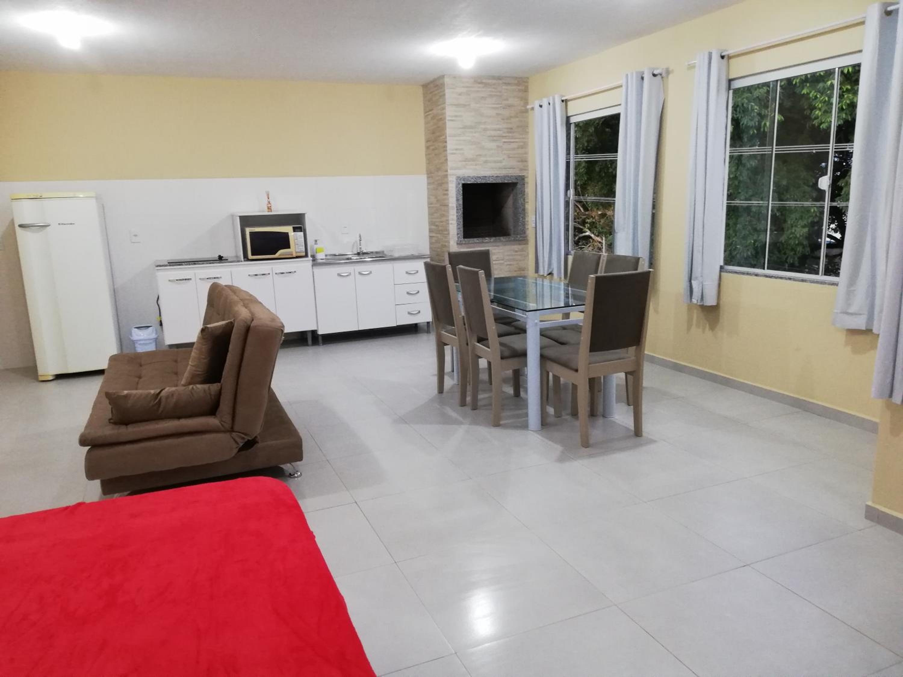 Studio Apartment - Photo 30