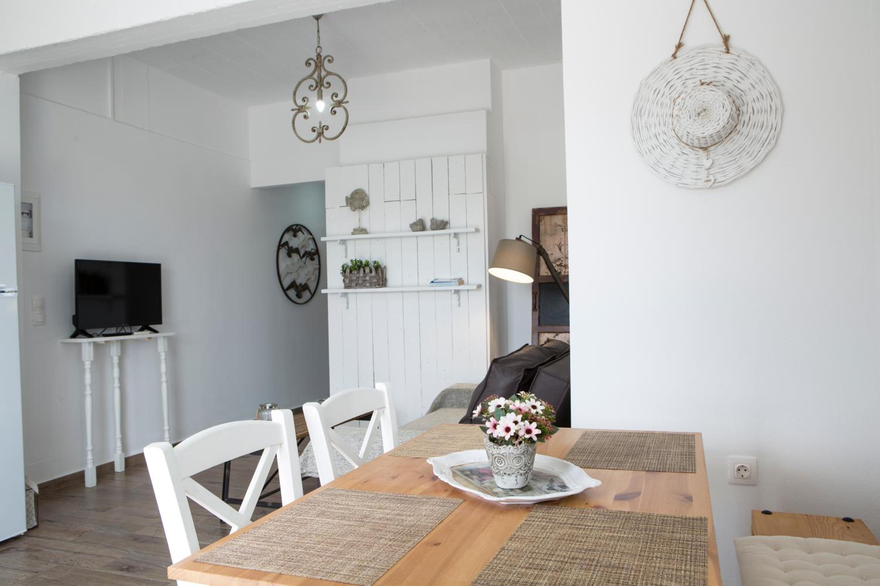 Apartment - Ground Floor photo 3