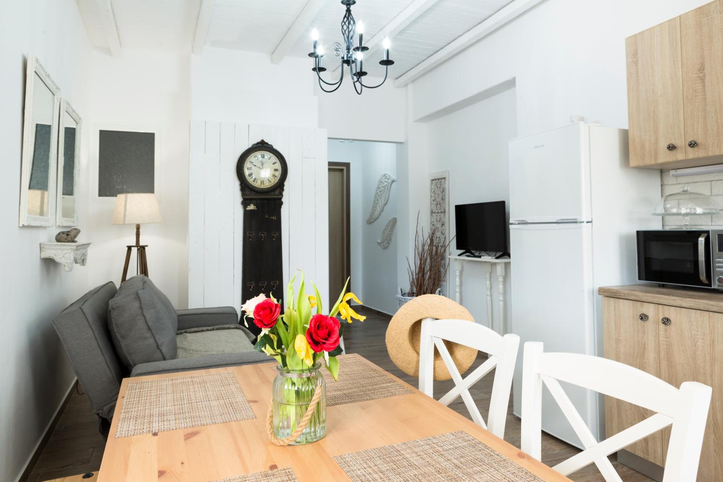 Apartment - Ground Floor photo 3