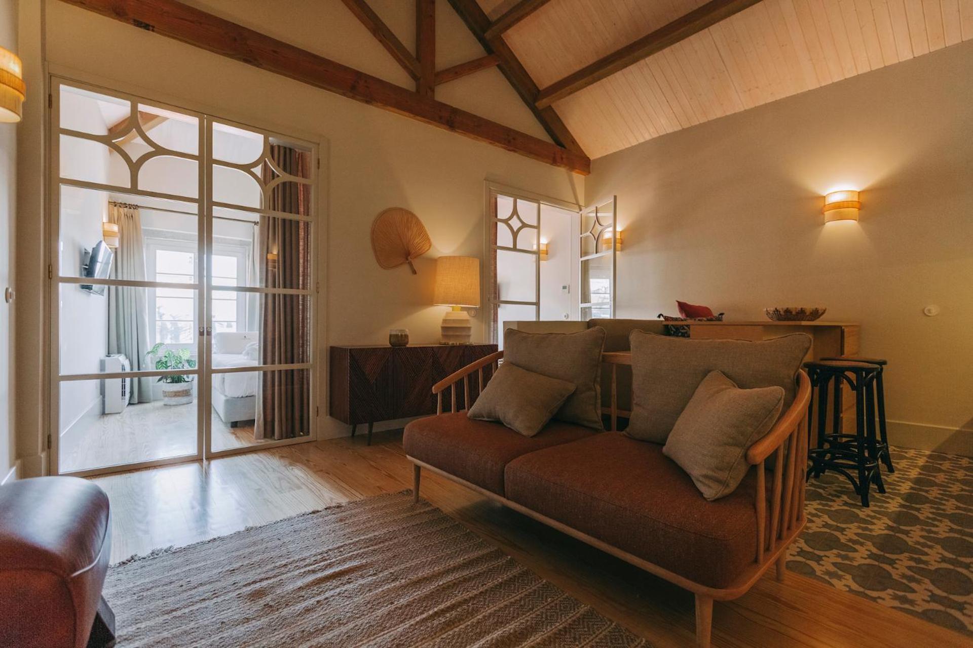 Two-Bedroom Apartment - Photo 9