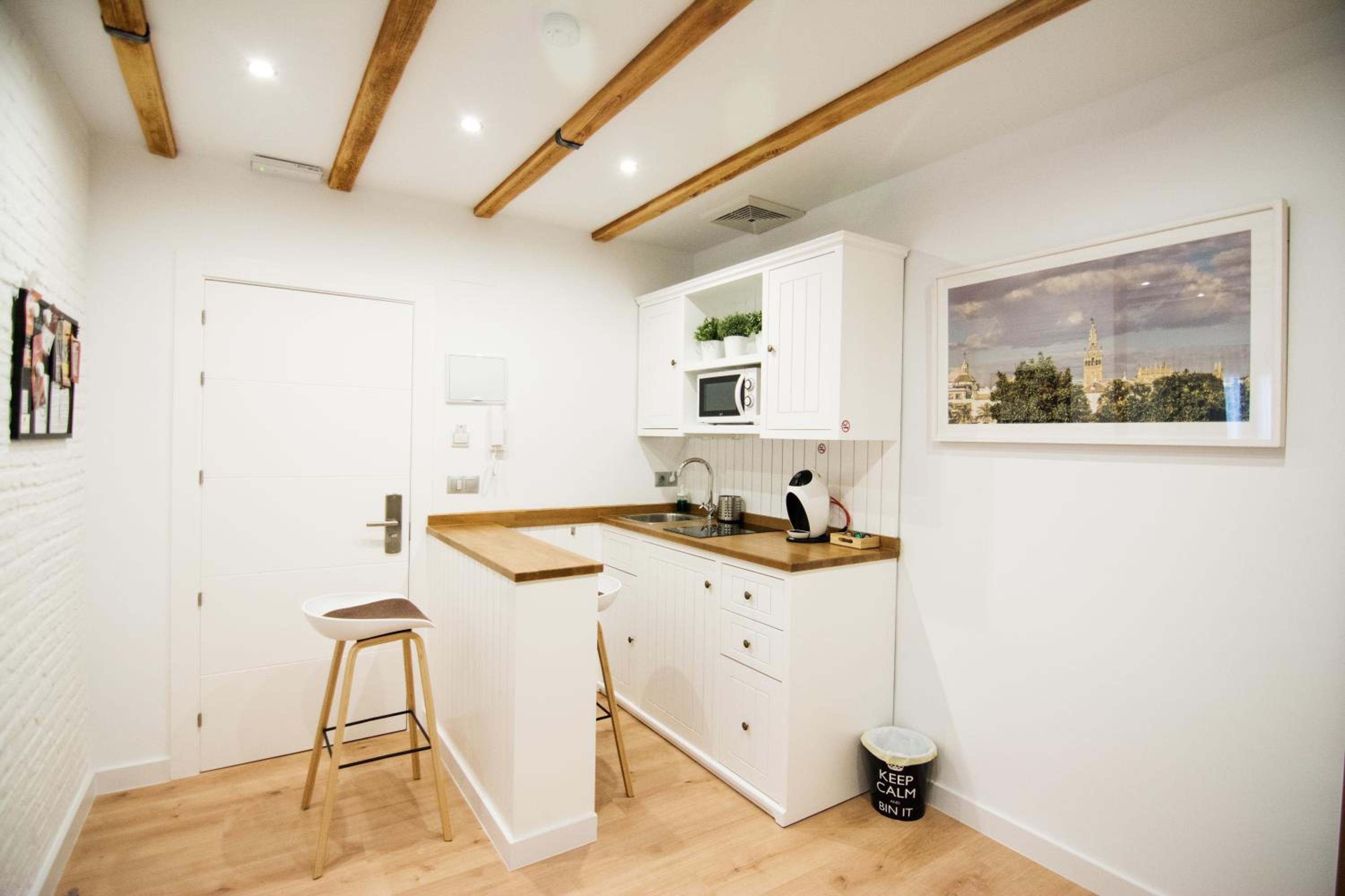 Apartment thumbnail 6